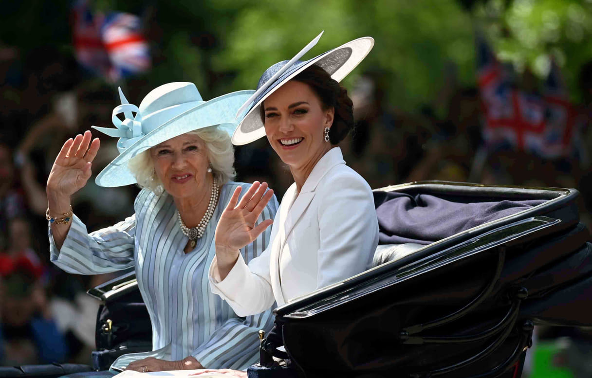 Leuk! Camilla en Catherine hebben samen de grootste lol