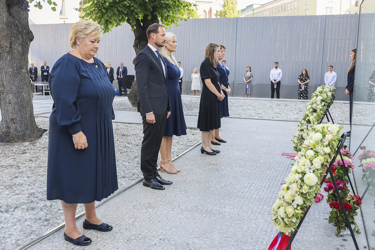 Noorse Royals Herdenken Aanslag Ut ya Blauw Bloed