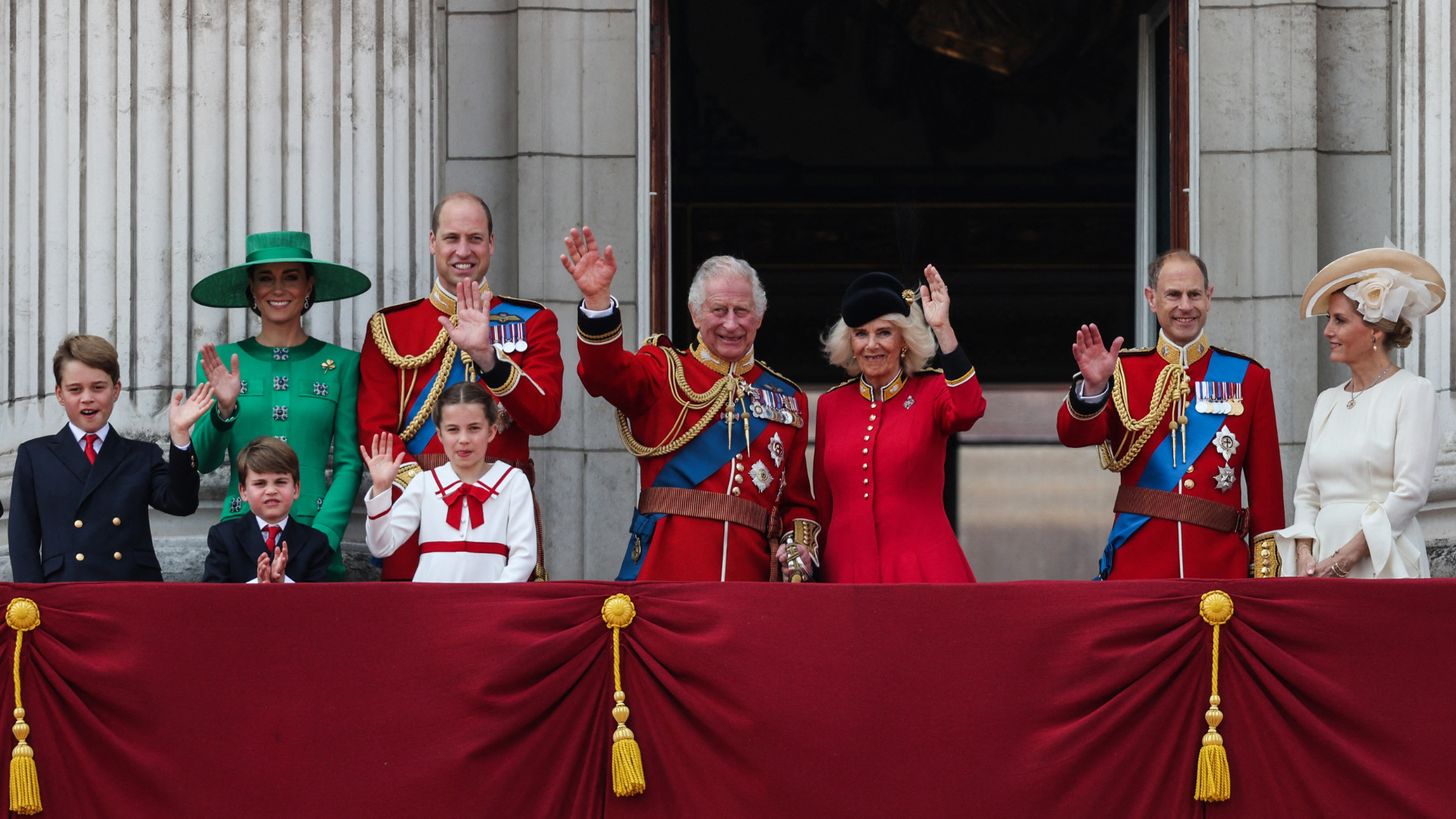 Binnenkijken bij de Britse royals: zo koninklijk wonen ze