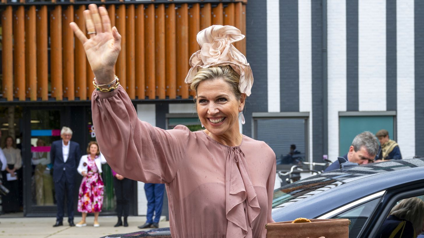 Koningin Máxima en prins Constantijn vieren een feestje mee in Amsterdam