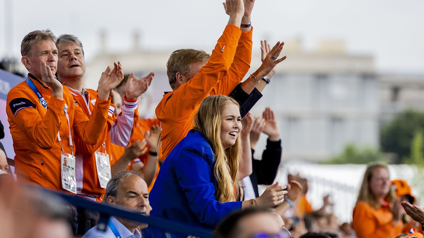 Hup Holland, hup! Koninklijk gezin juicht voor Nederlandse hockeyploeg