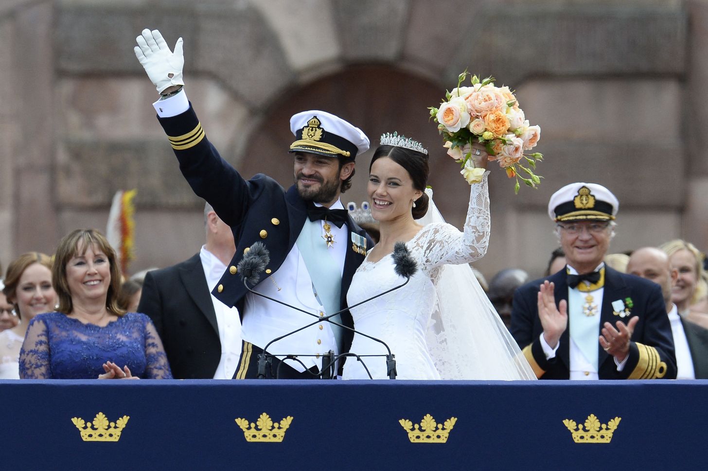 Terug in de tijd: de huwelijksdag van prins Carl Philip en prinses Sofia