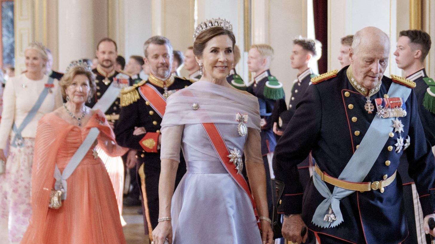 Het verhaal achter deze ‘Nederlandse’ tiara van koningin Mary