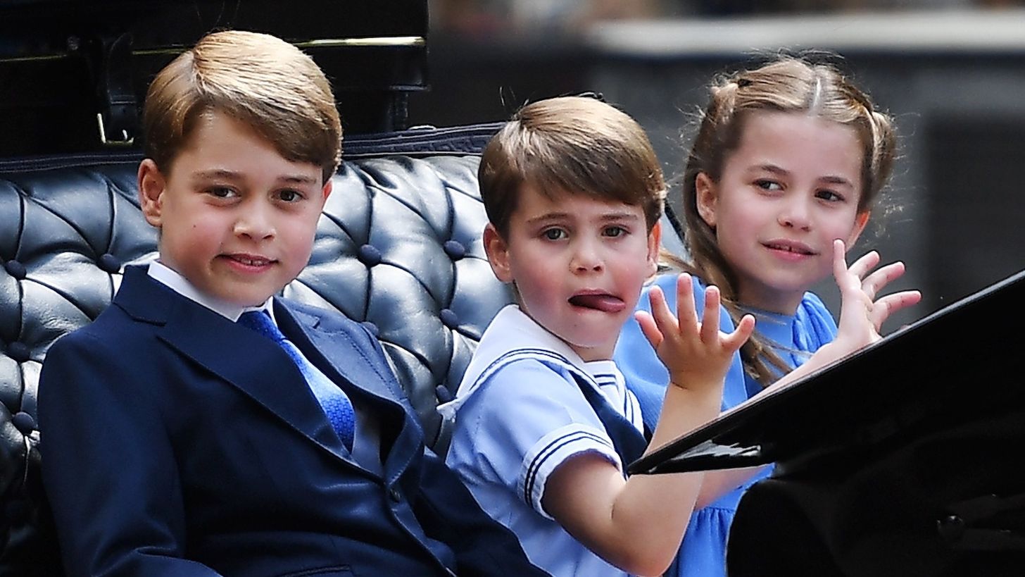 George, Charlotte en Louis gaan alle drie naar nieuwe school
