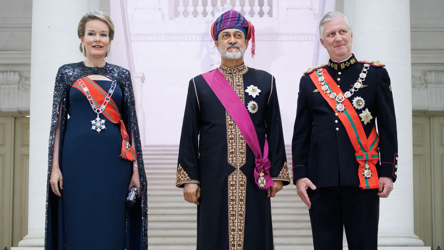 Koning Filip en koningin Mathilde vieren huwelijksjubileum met bijzondere gast