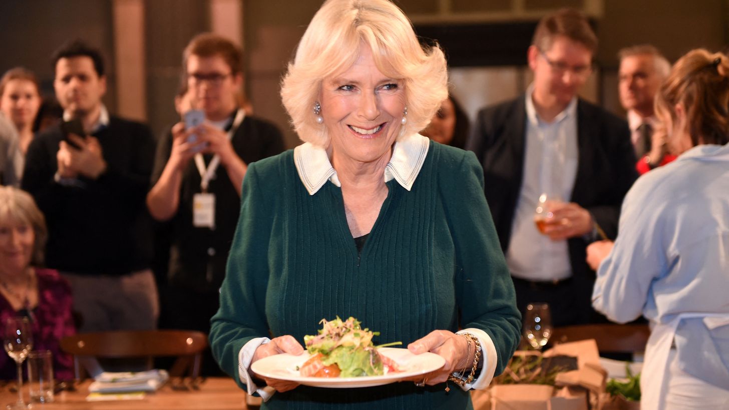 Een kijkje in koningin Camilla's keuken: "Ze is een hele goede kok"