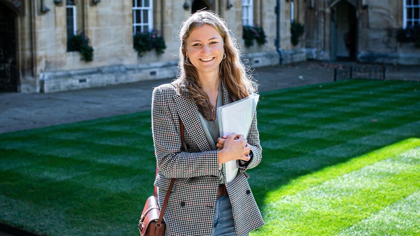 9 leuke foto's: Elisabeth start studietijd in Oxford