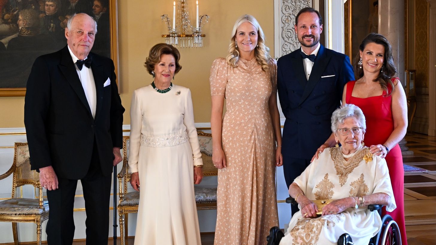 Foto's: Noorse royals trakteren olympische sporters op koninklijk diner