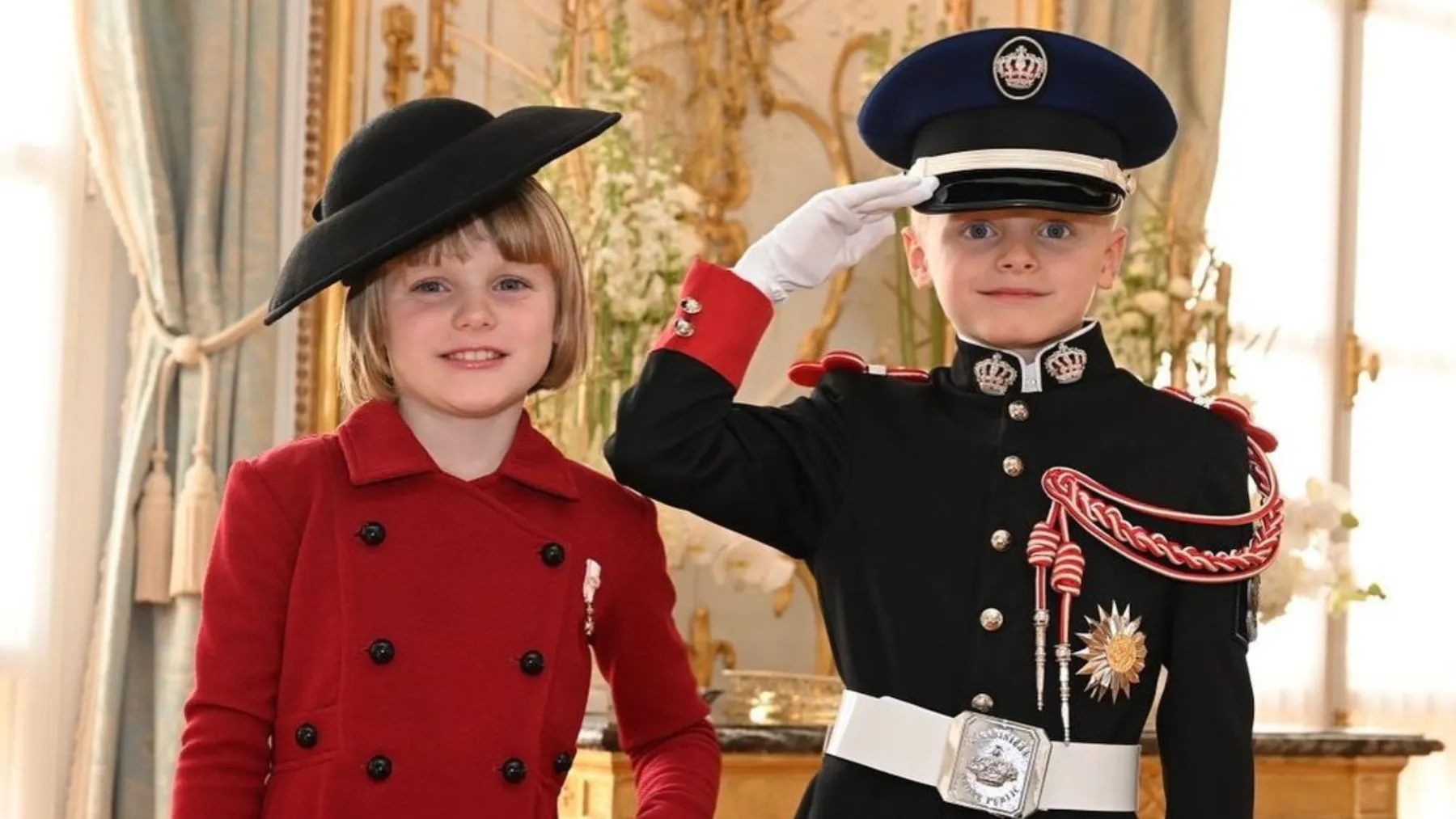 Kinderen Albert en Charlène klaar voor nationale feestdag - Blauw Bloed