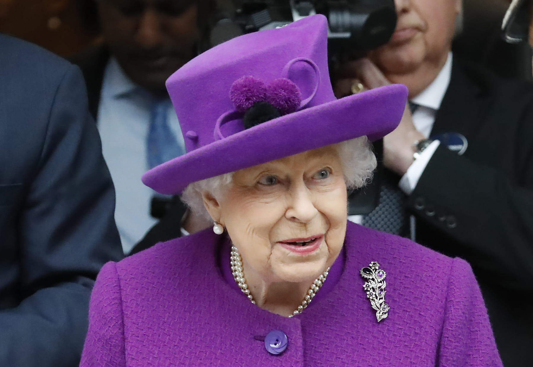 Koningin Elizabeth opent speciaal ziekenhuis Blauw Bloed Koningin Elizabeth opent speciaal ziekenhuis Blauw Bloed
