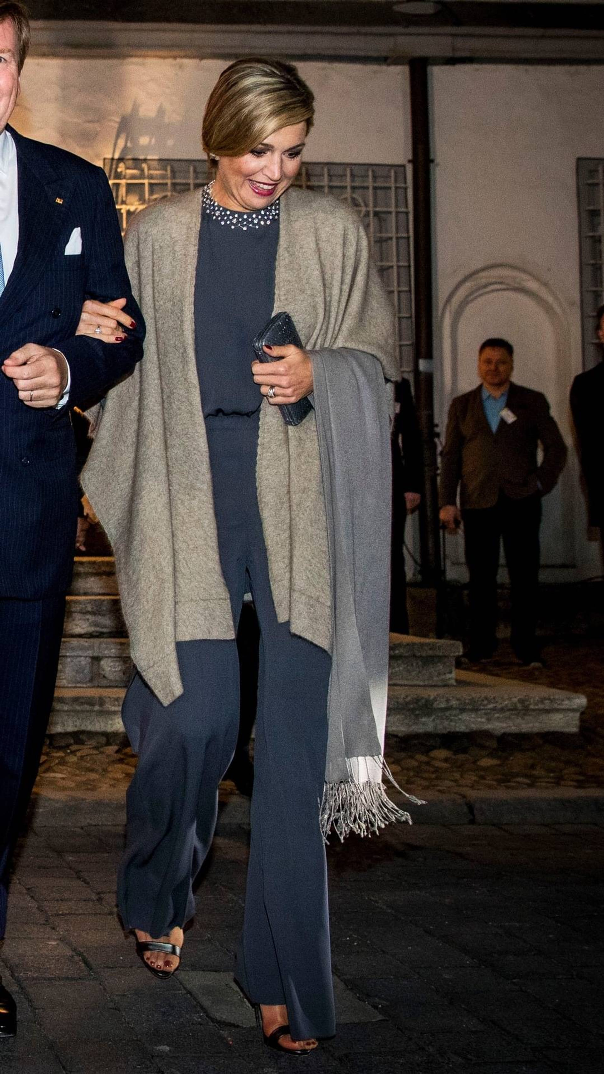 Maxima-broekpak-valentino.jpg