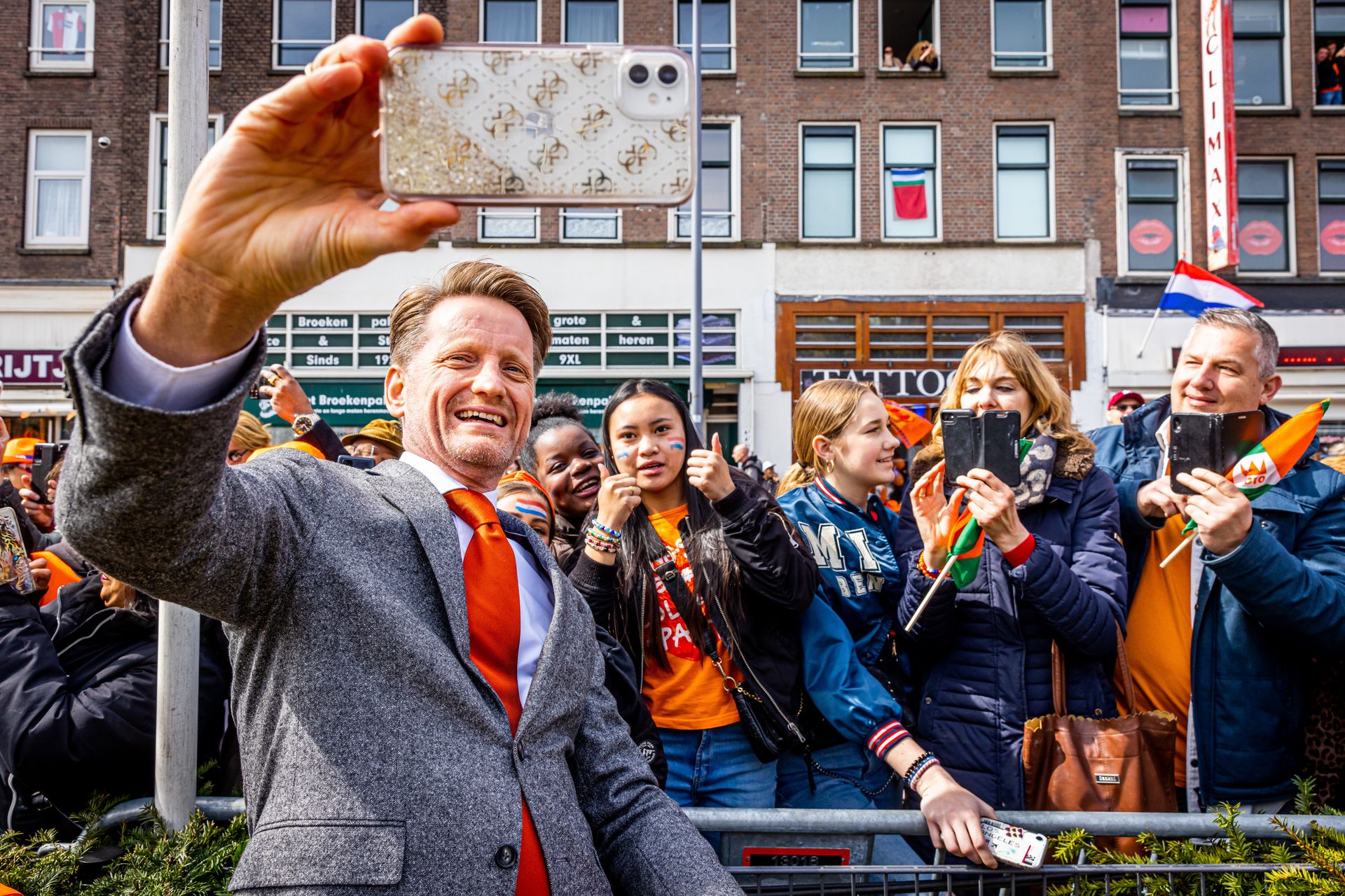 Koningsdag 2023: Prins Pieter-Christiaan tijdens Koningsdag in Rotterdam