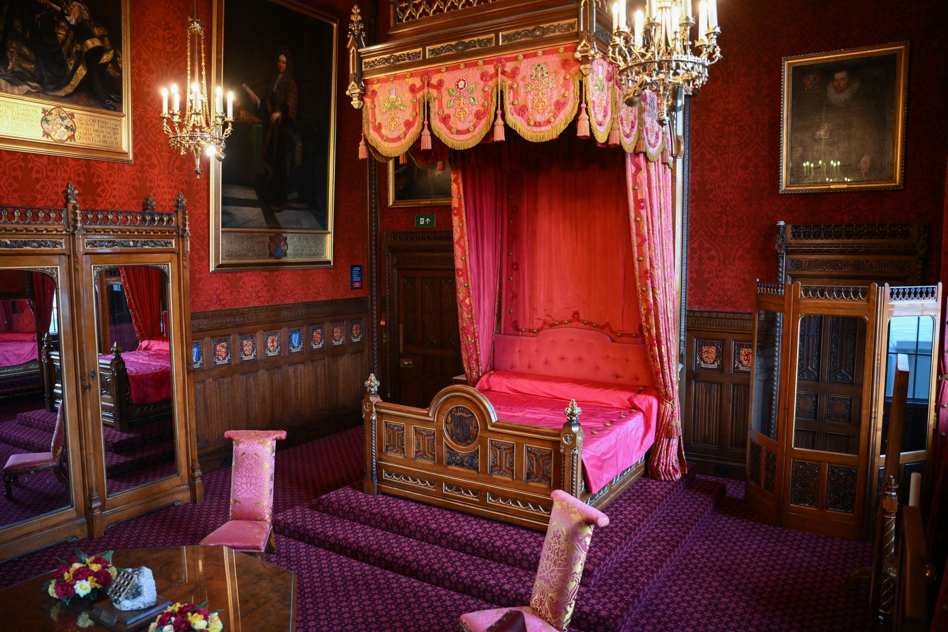 Houses-of-Parliament-slaapkamer