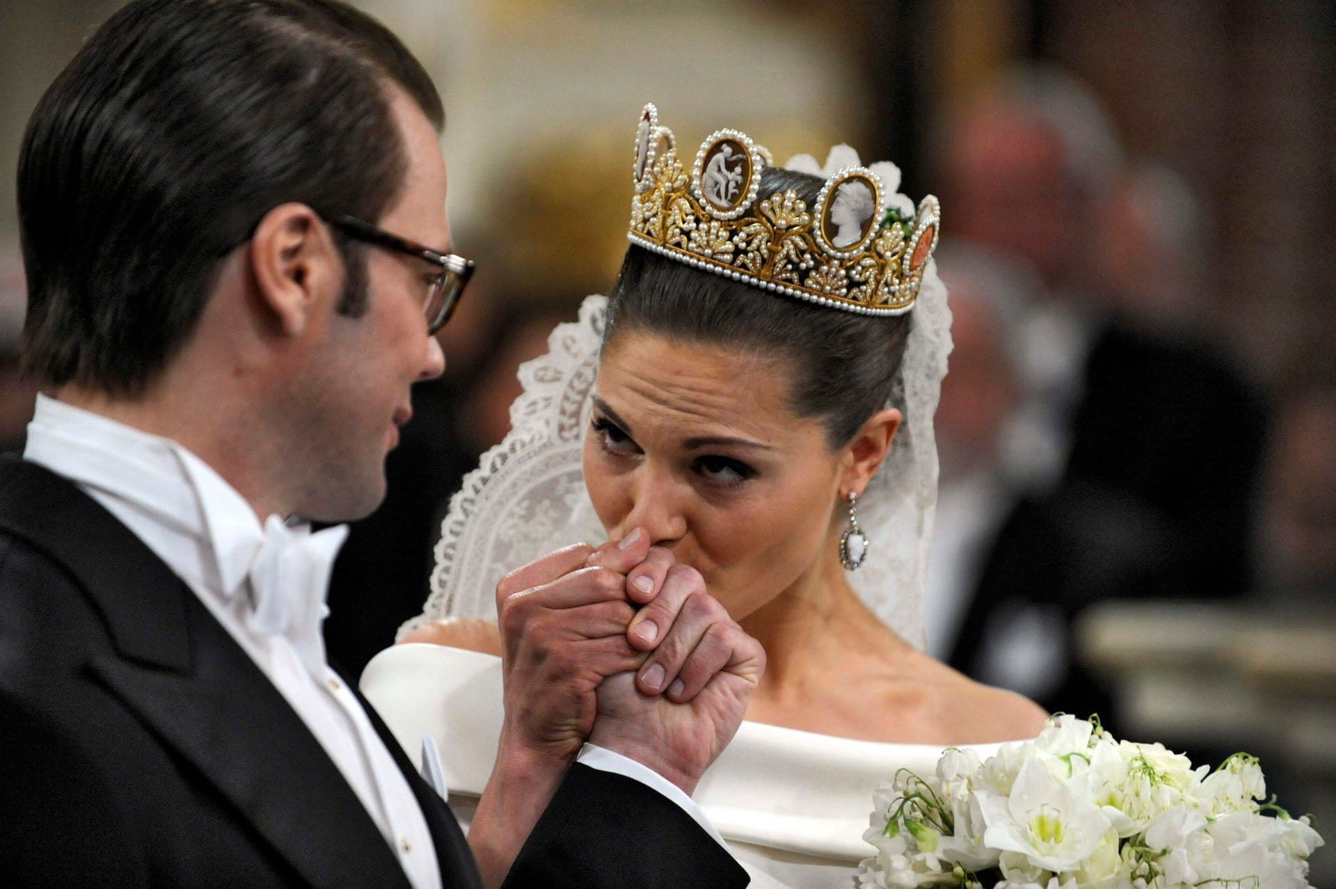 Kus-Hand-Victoria-Daniel.jpg