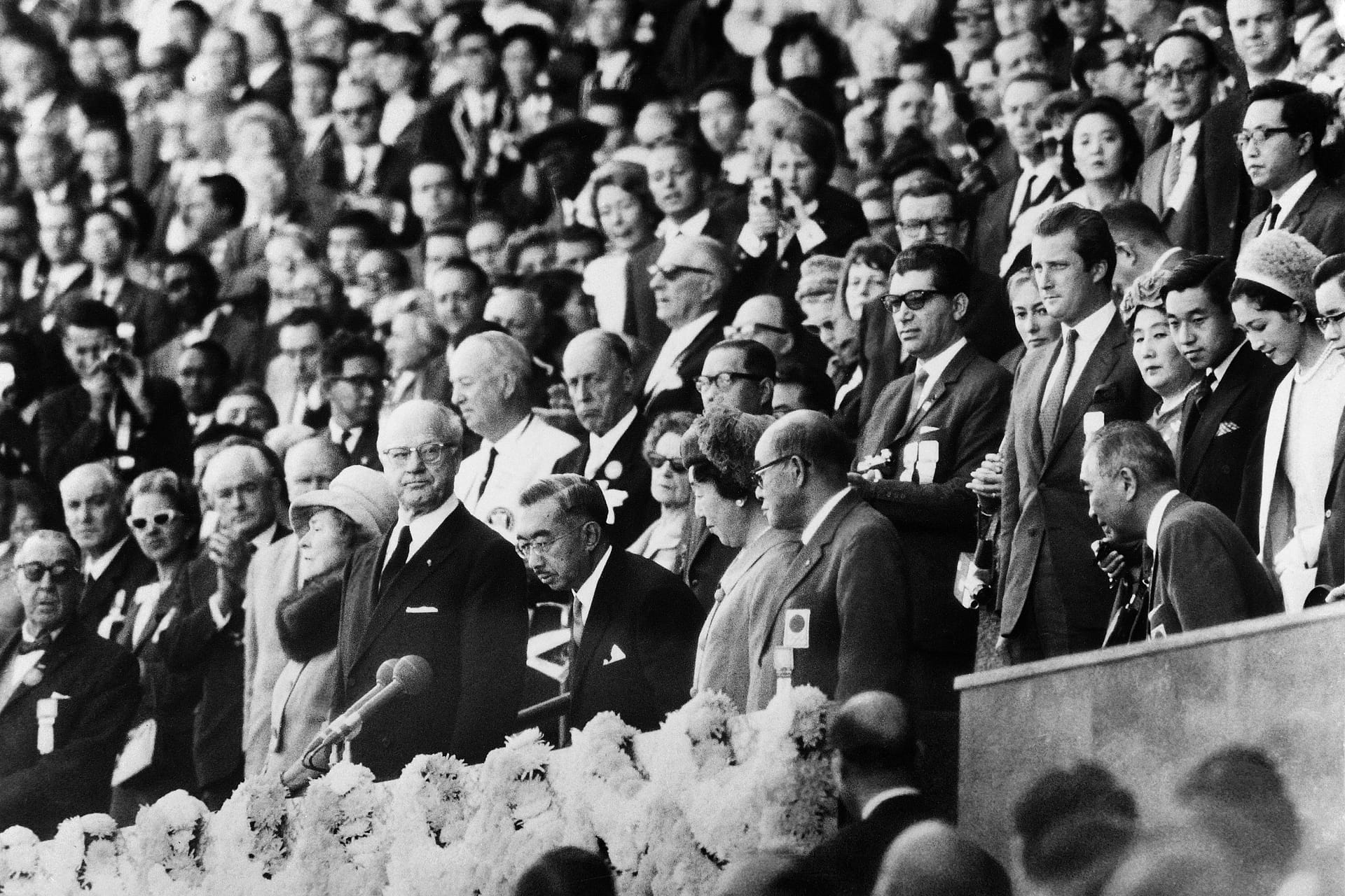Hirohito gaf het startsein voor de Olympische Spelen van 1964.