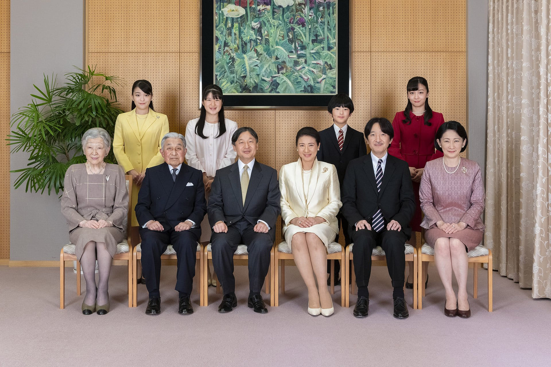 v.l.n.r. Keizerin-emerita Michiko, prinses Mako, keizer-emeritus Akihito, prinses Aiko, keizer