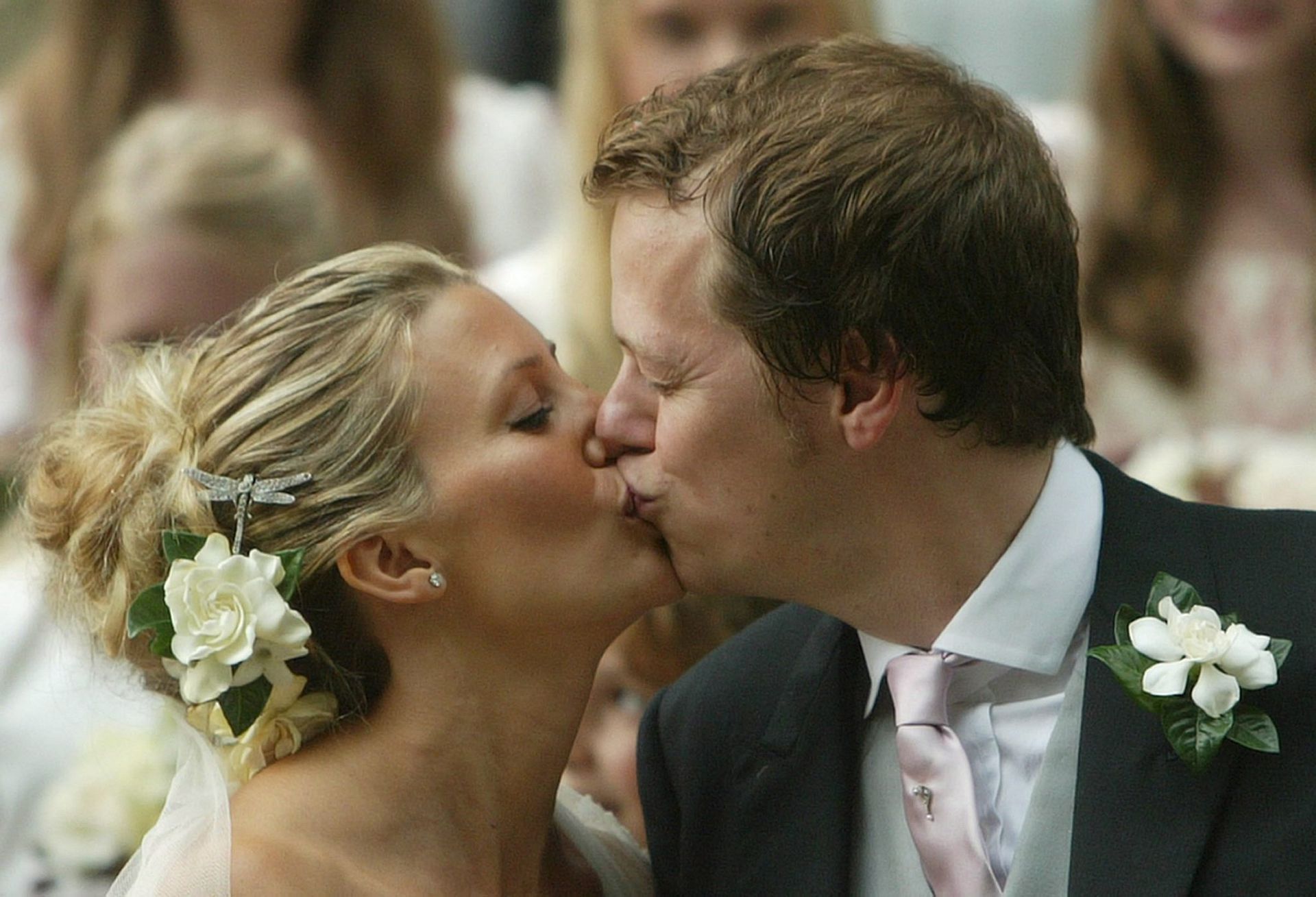 Tom Parker Bowles trouwt in 2005 met Sara Buys.