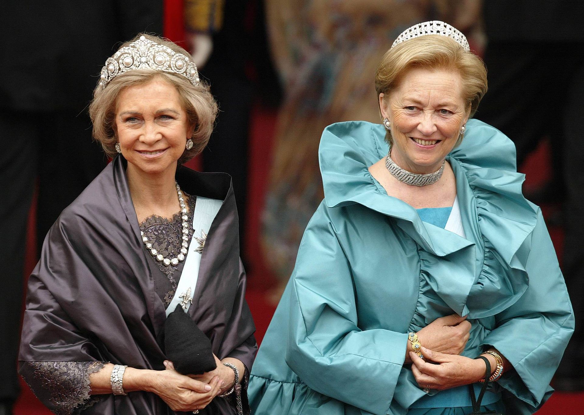 Koningin Sophia van Spanje en koningin Paola van België.