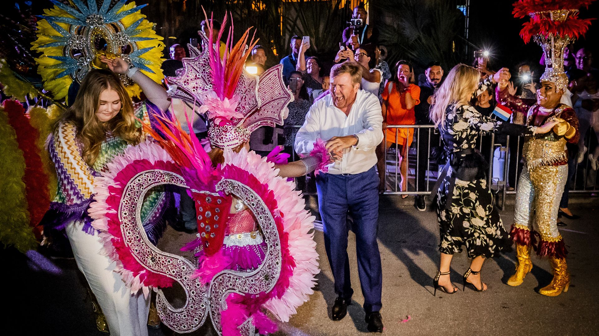 Maxima Amalia Willem-Alexander Aruba Dansen Carnaval