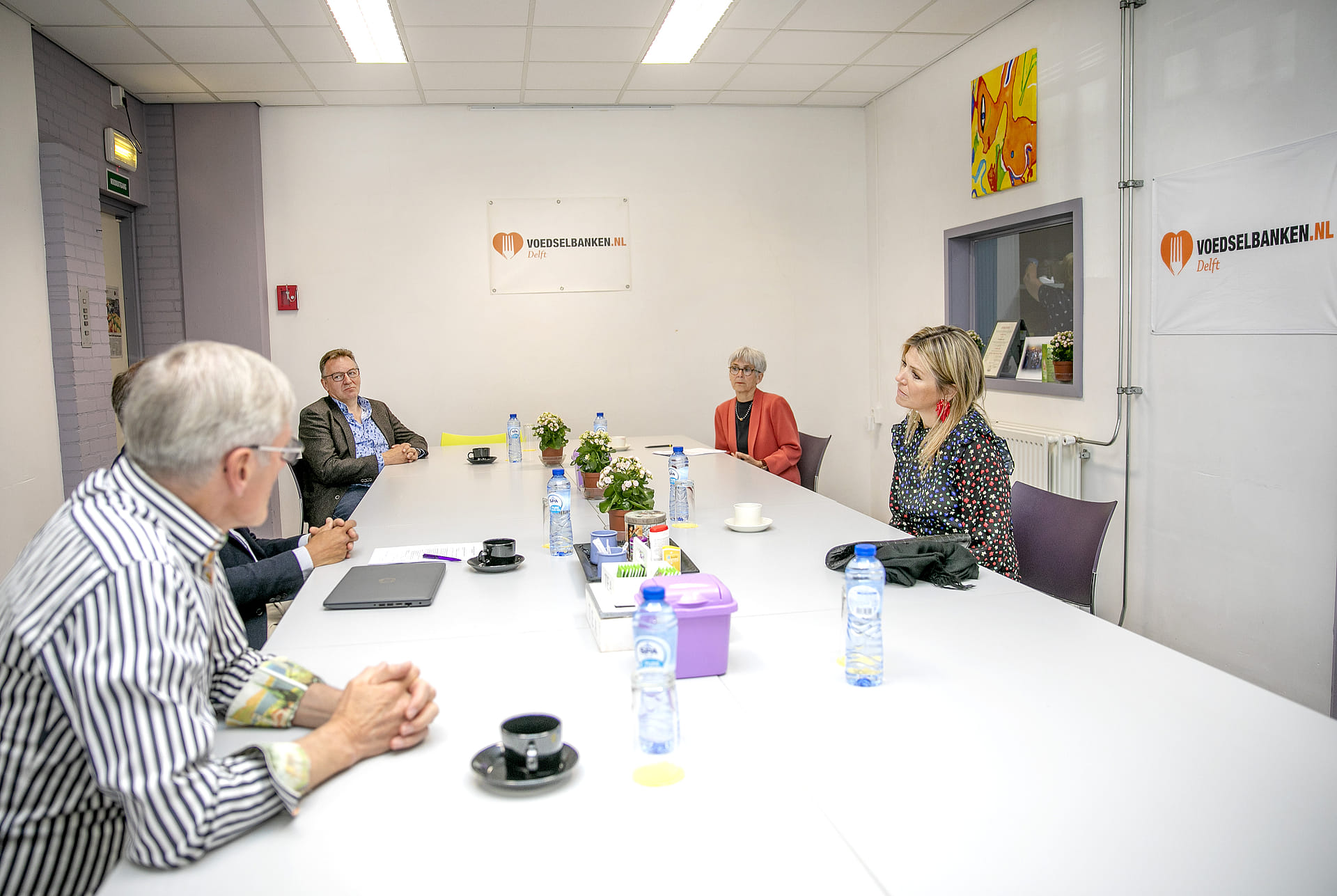 Koningin_Maxima_gesprek_voedselbank_Delft.jpg