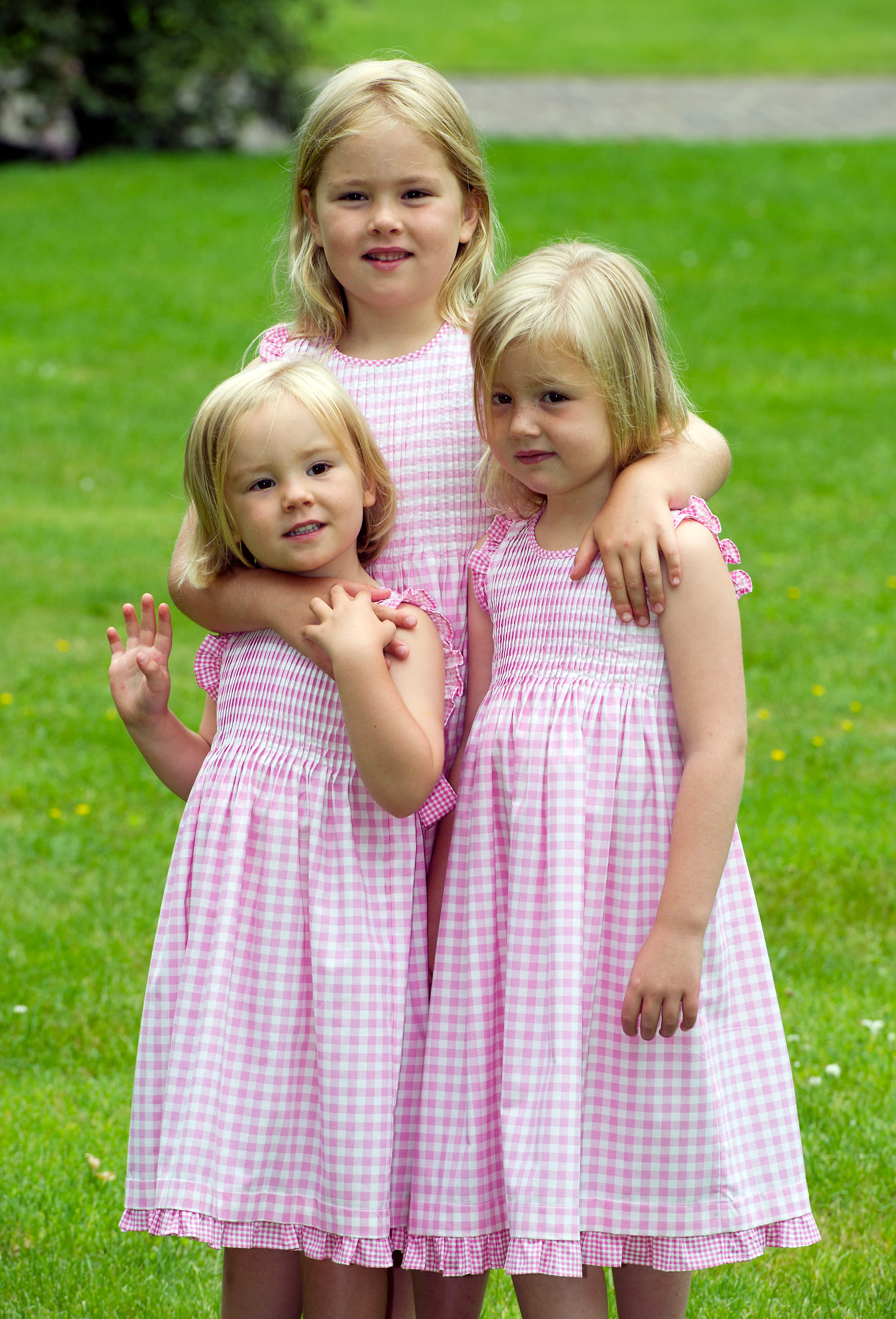 Prinsesjes_roze_jurkjes_zomerfotosessie_2010.jpg