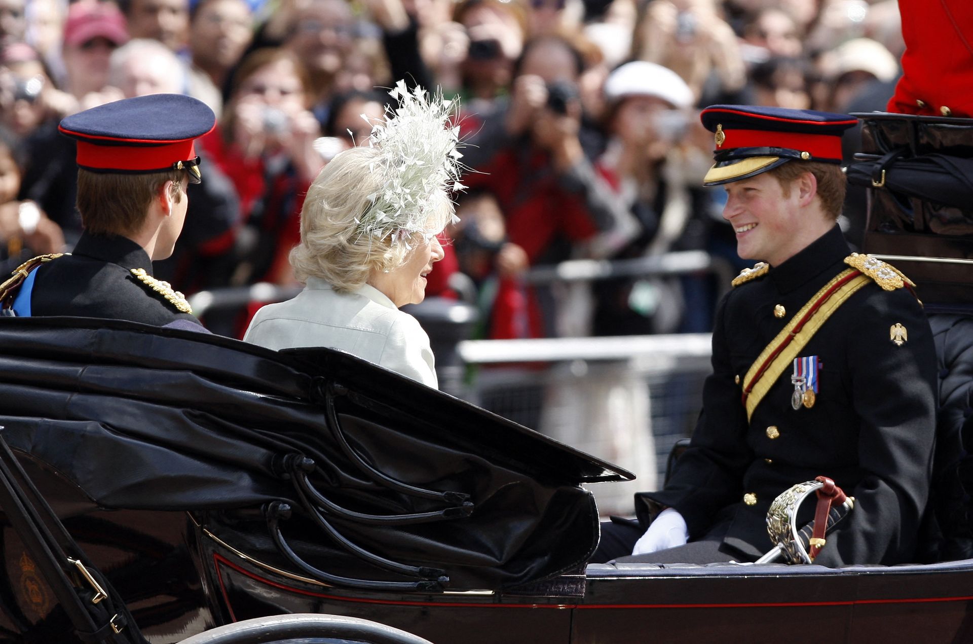 William, Camilla en Harry trooping the colour