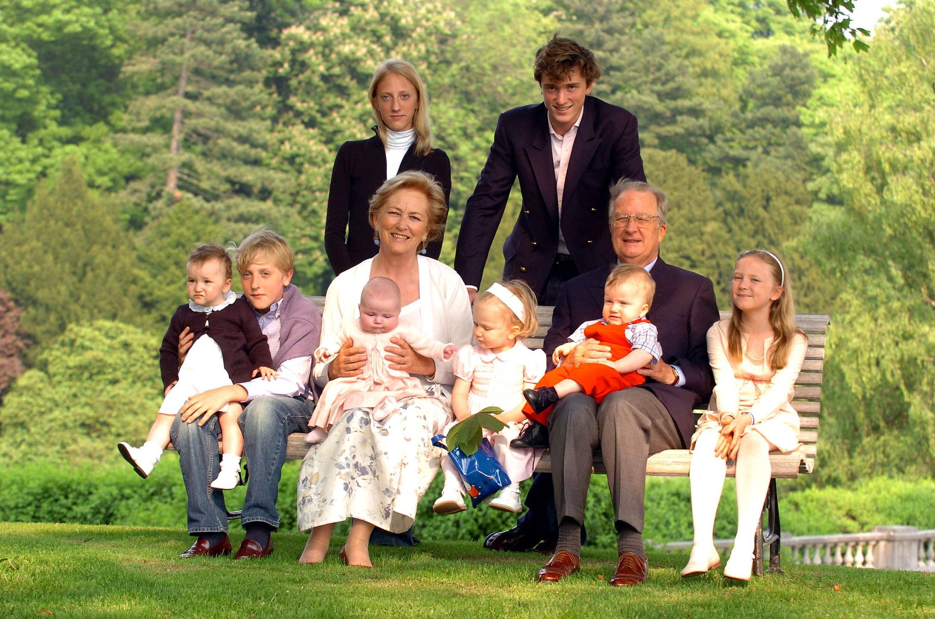 Albert en Paola met kleinkinderen