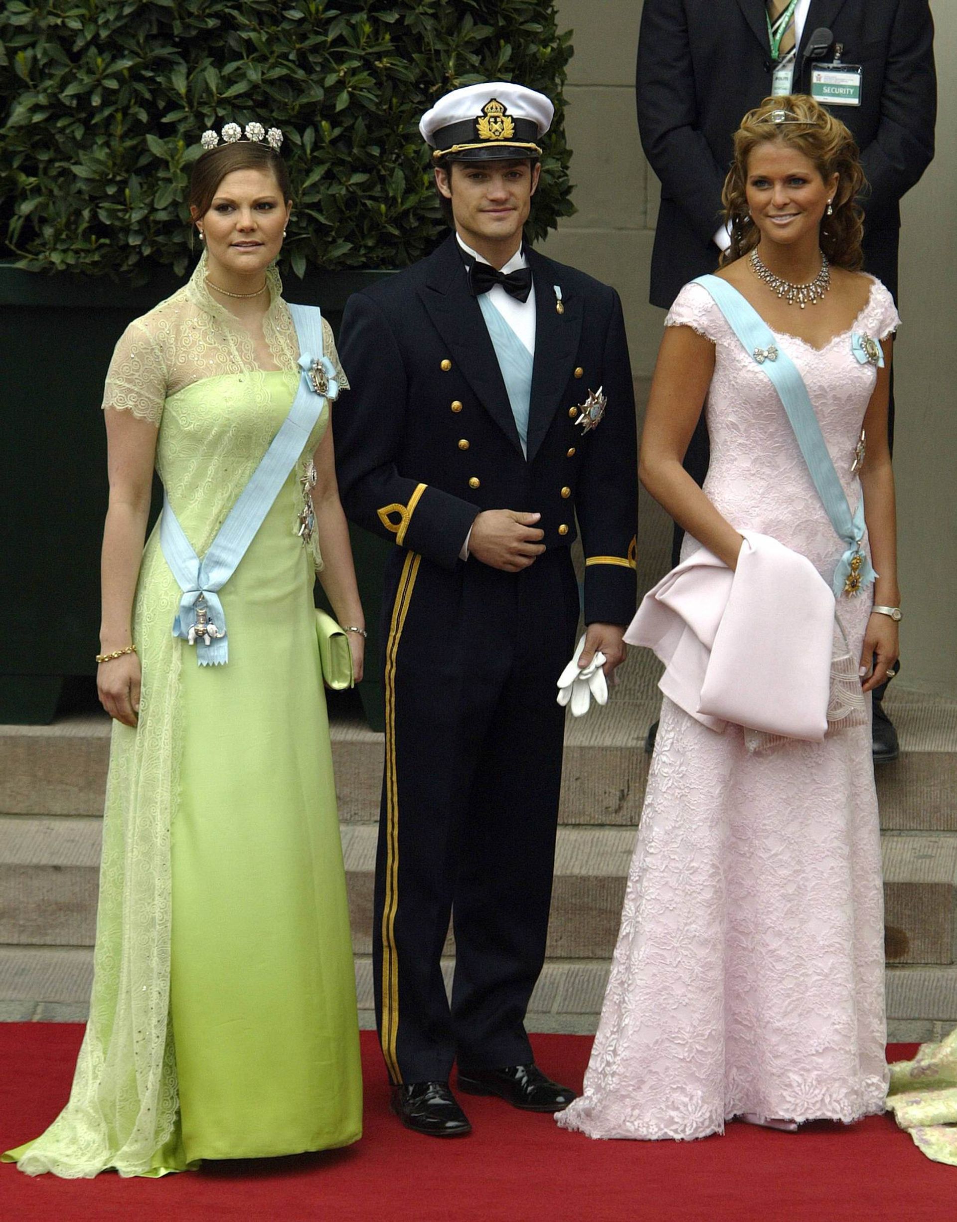 Kroonprinses Victoria, prins Carl Philip en prinses Madeleine van Zweden.