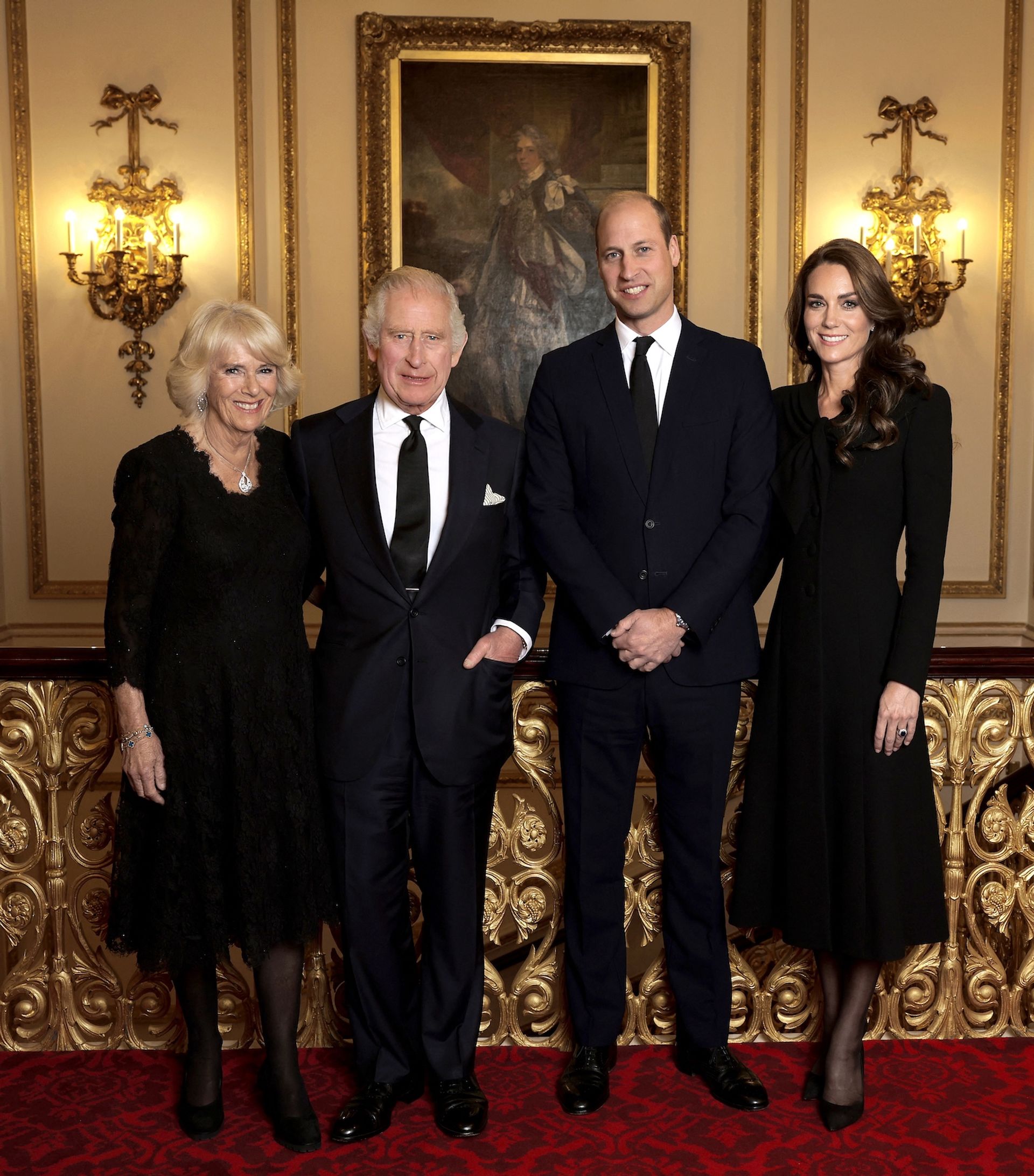 Koning-Charles-met-Camilla-William-en-Catherine