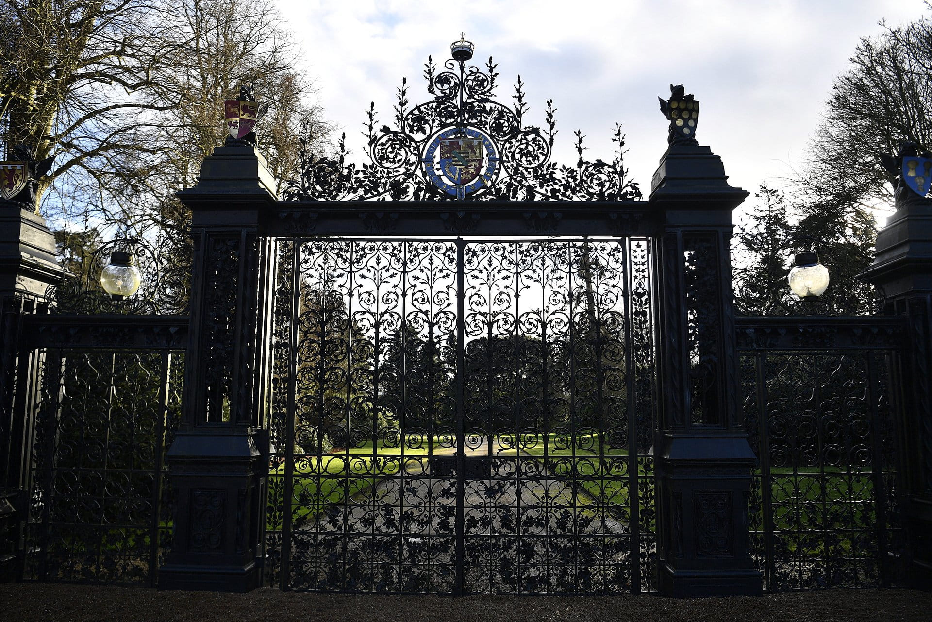 De poort naar het Sandringham landgoed.