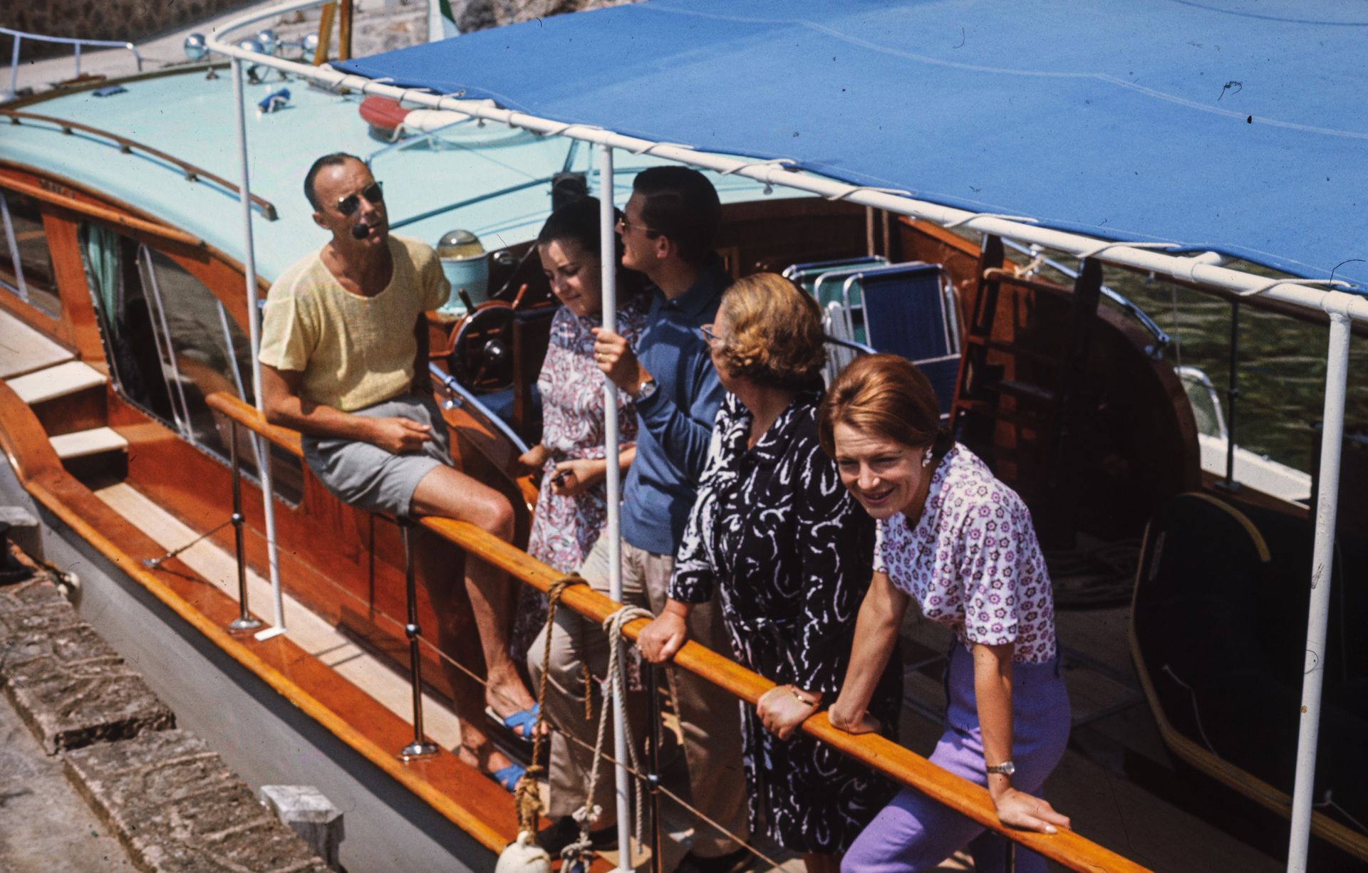 Felice gita in barca sull'elefante 1966