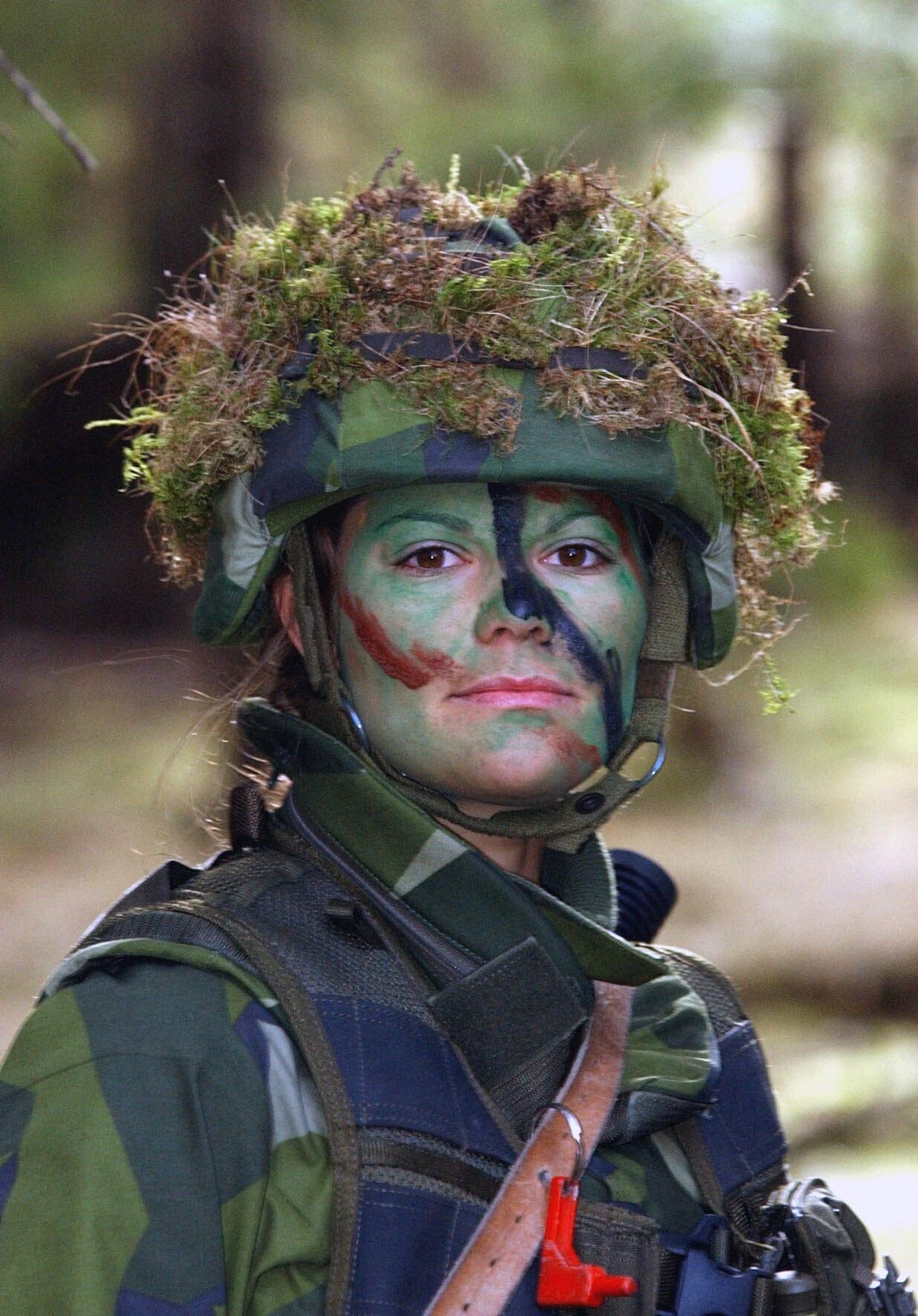 Prinses Victoria militaire training in 2003.