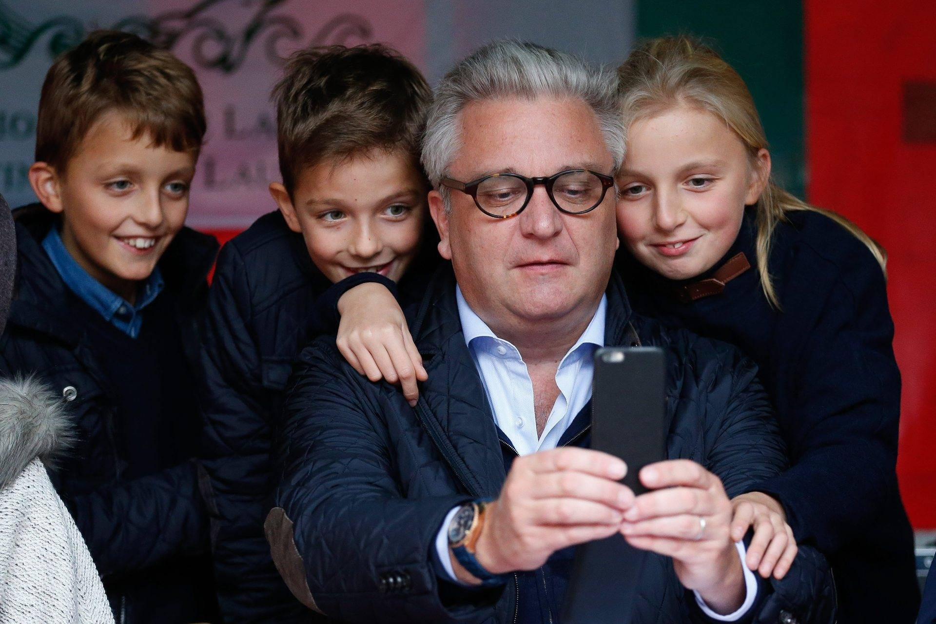 Laurent-met-kinderen.jpg