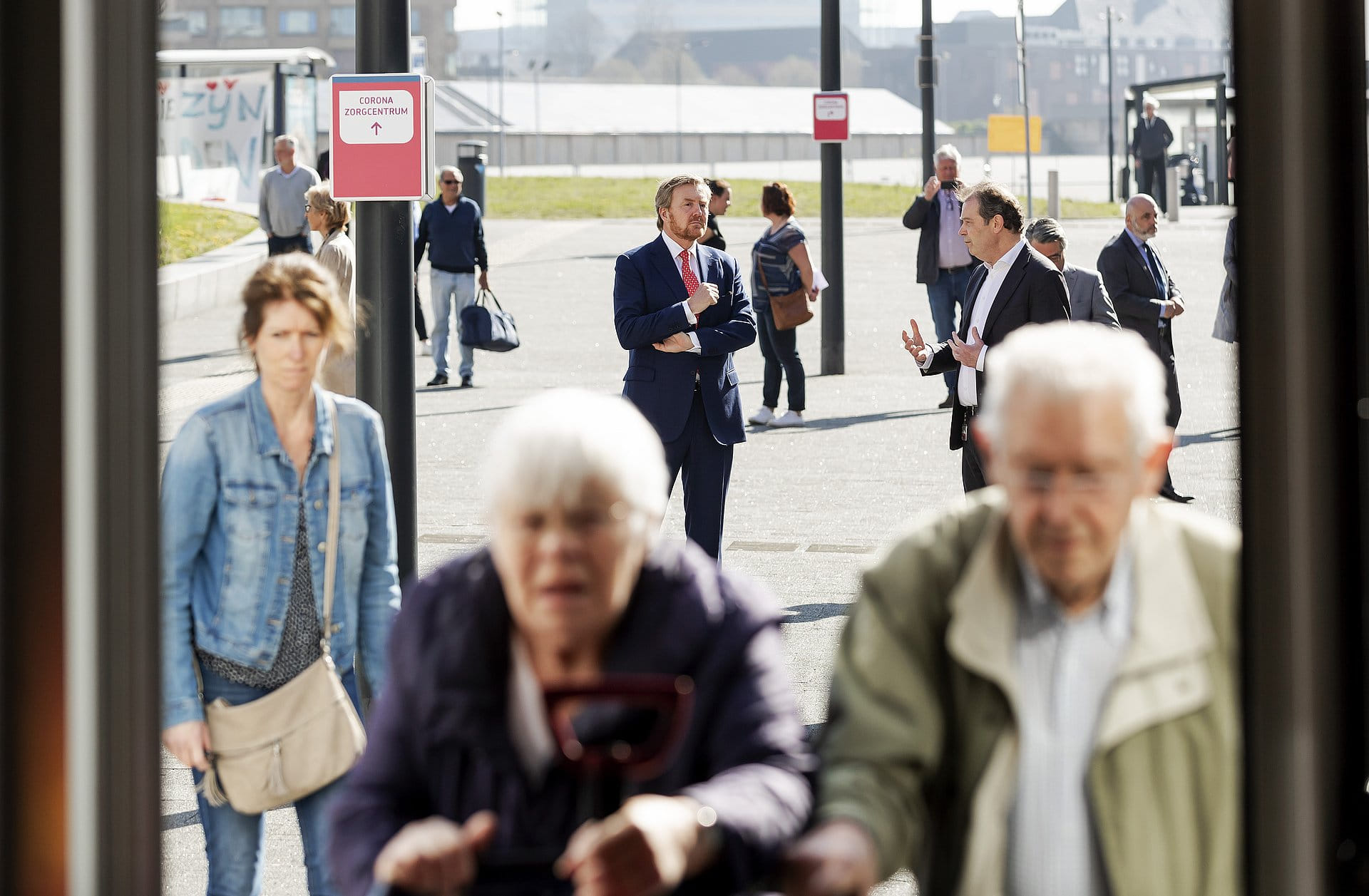 Koning_bezoekt_ziekenhuis_jbz_3.jpg