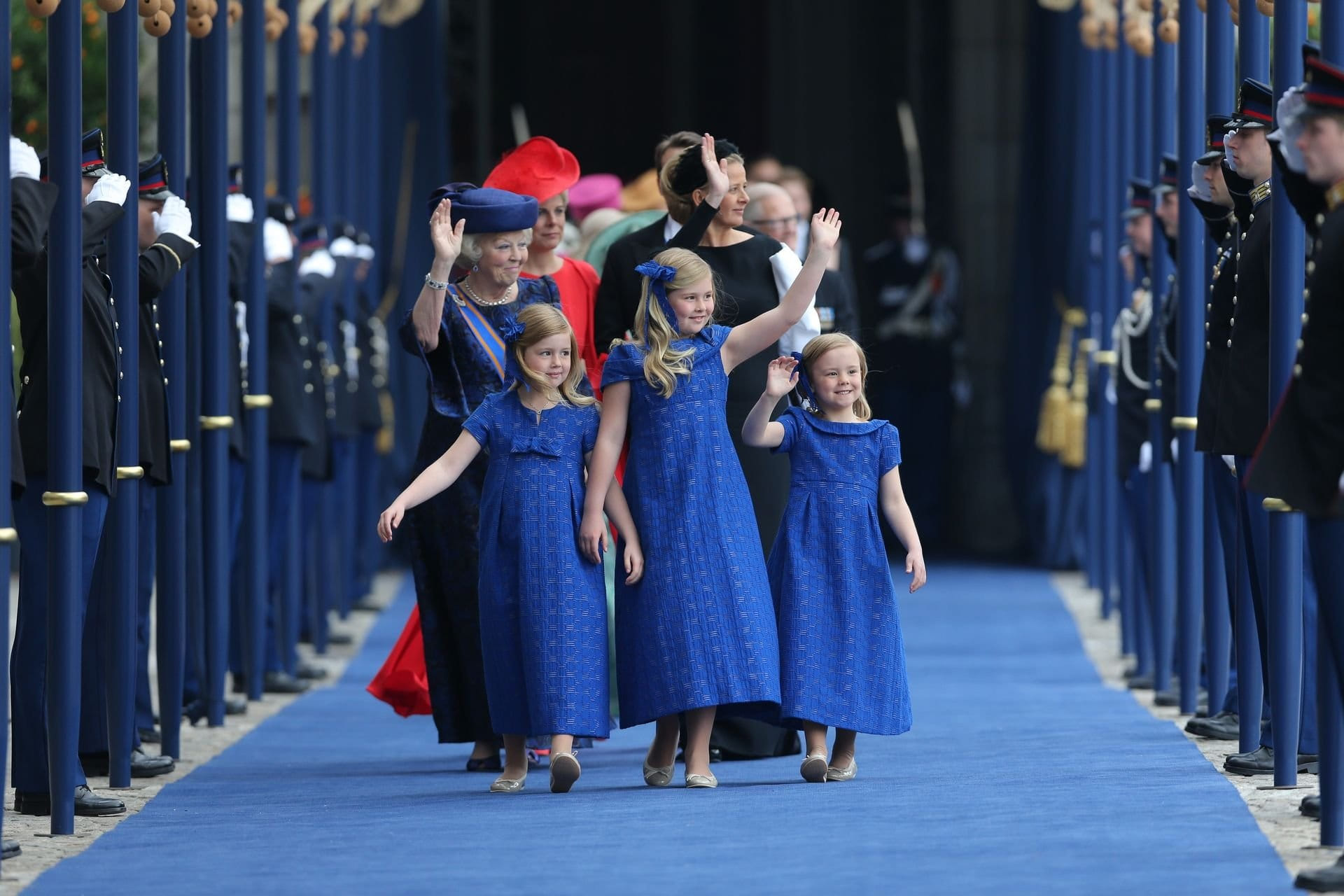 Amalia-Alexia-Ariane-inhuldiging.jpg