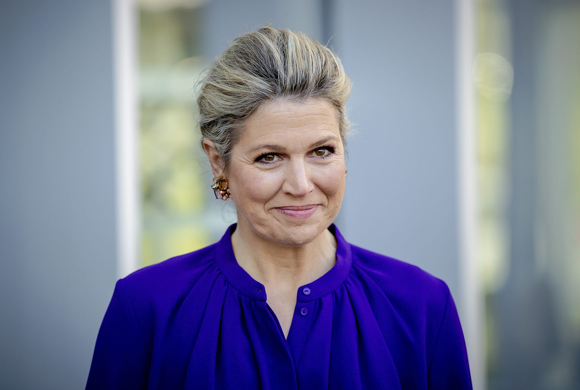 Koningin_Maxima_paars.jpg