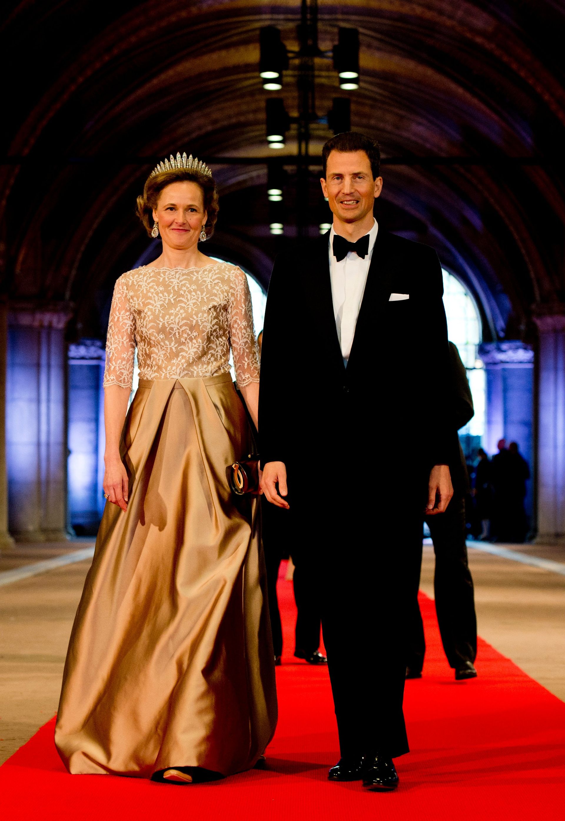 Erfprins Alois en erfprinses Sophie van Liechtenstein arriveren op 29 april 2013 in het Rijksmuseum