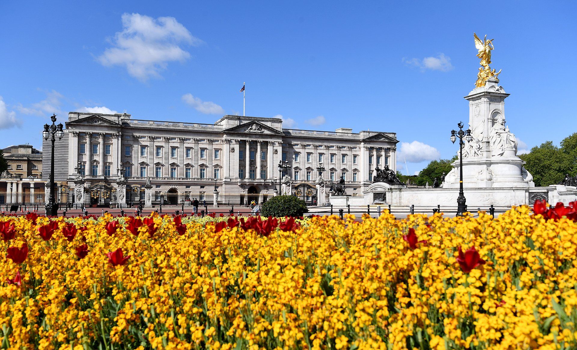 Het budget dat bestemd is voor reparaties aan Buckingham Palace zal een tekort van 20 miljoen pond
