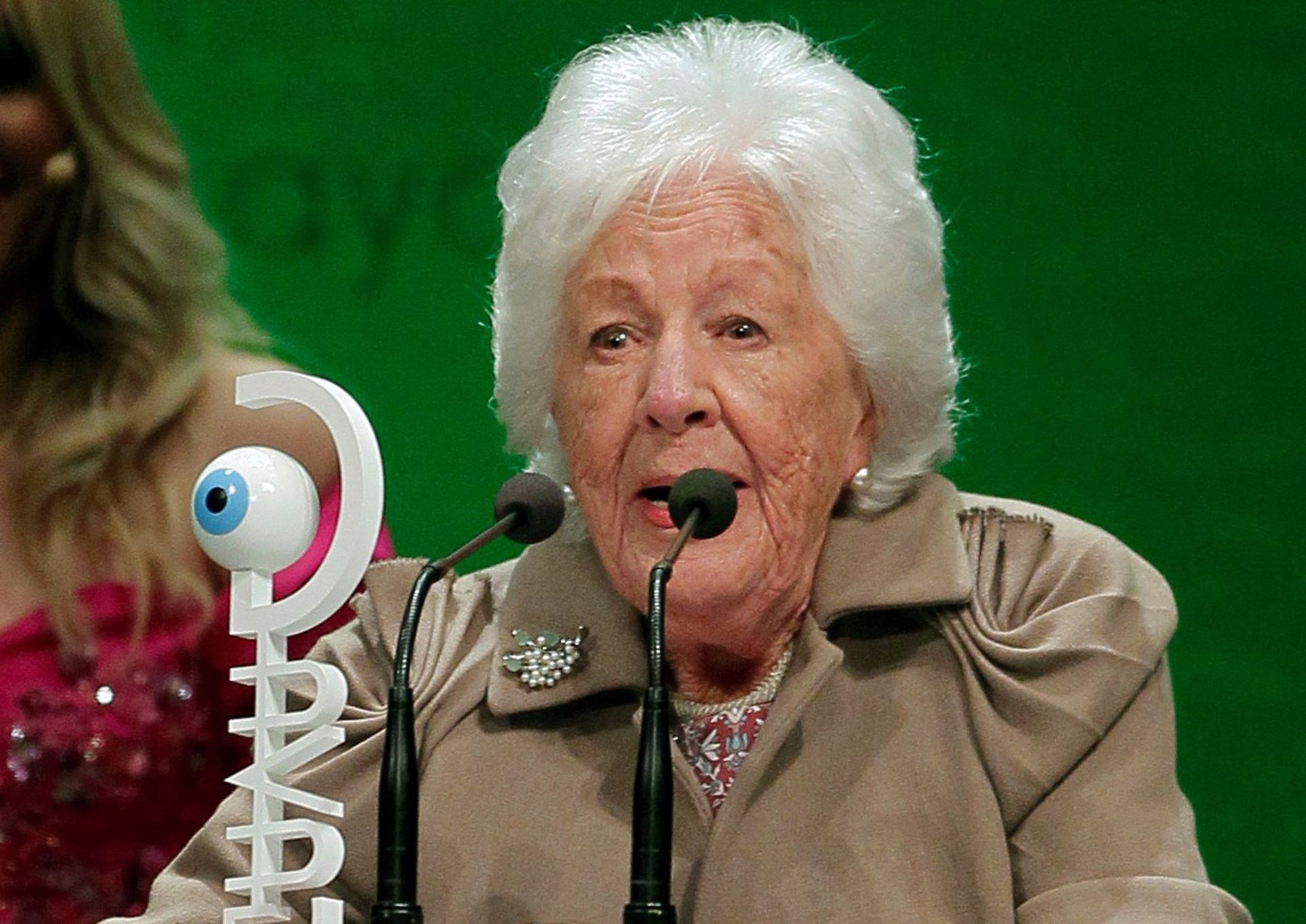 In 2019 nam de grootmoeder van Letizia nog een award in ontvangst.