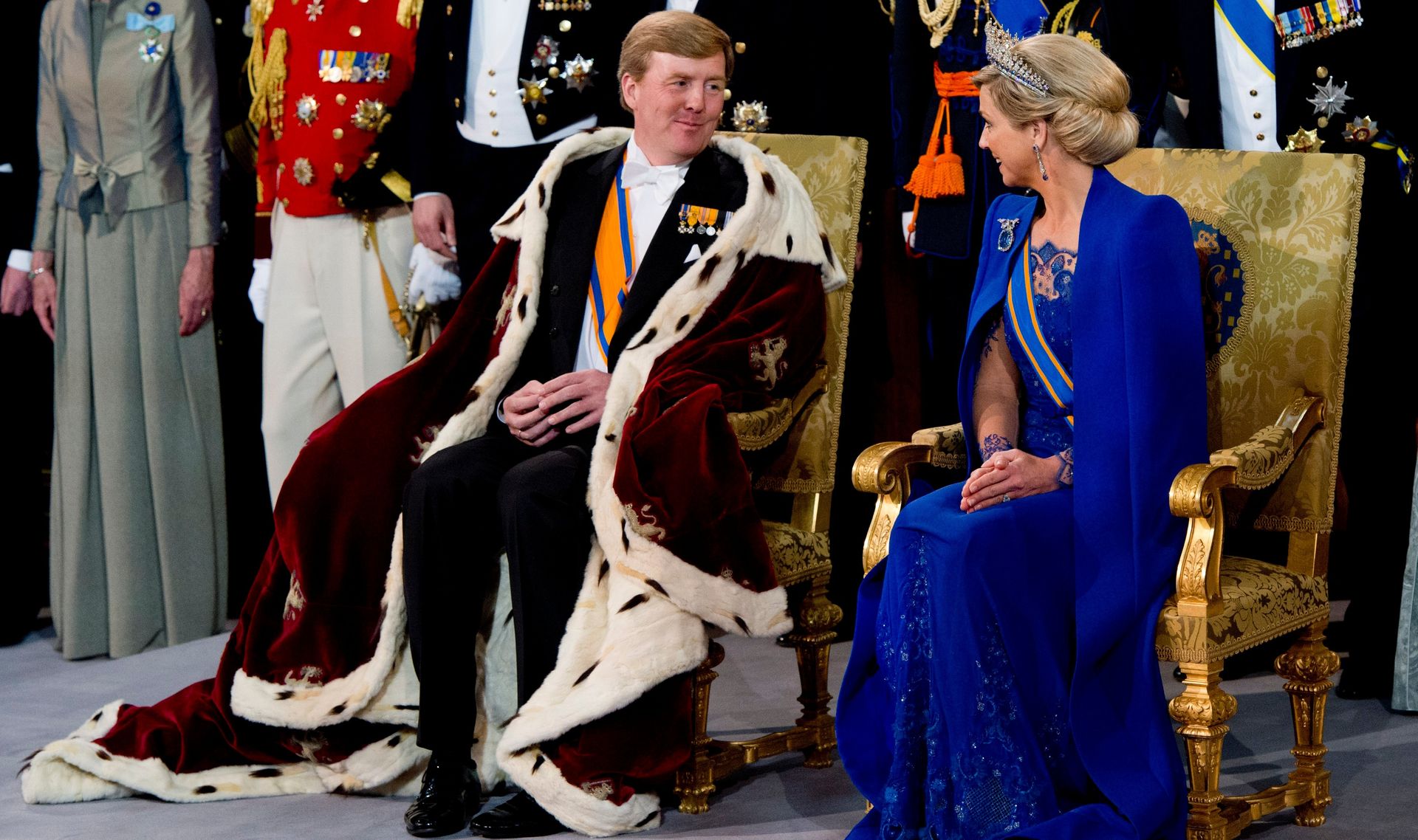 Koning Willem-Alexander en koningin Máxima tijdens de inhuldiging van de nieuwe vorst in De Nieuwe Kerk in Amsterdam (2013).