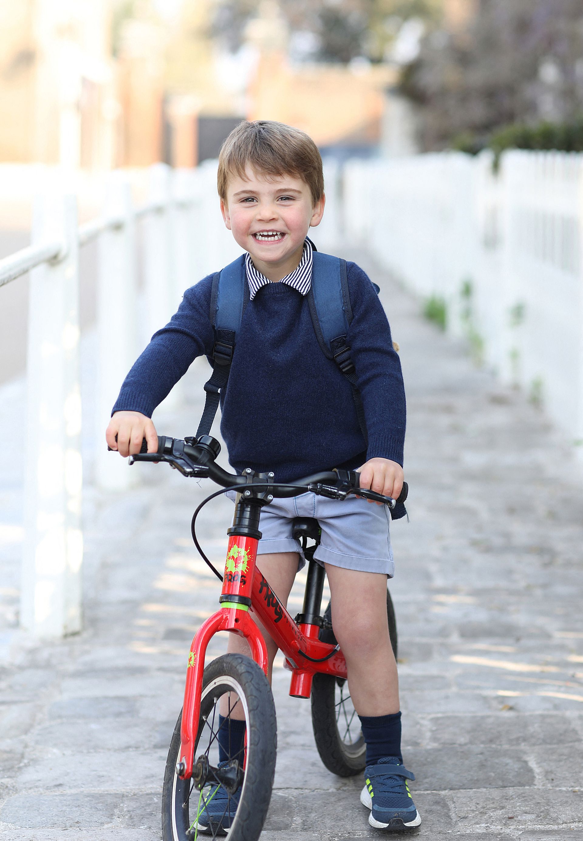 Prins_Louis_schooldag_fiets.jpg