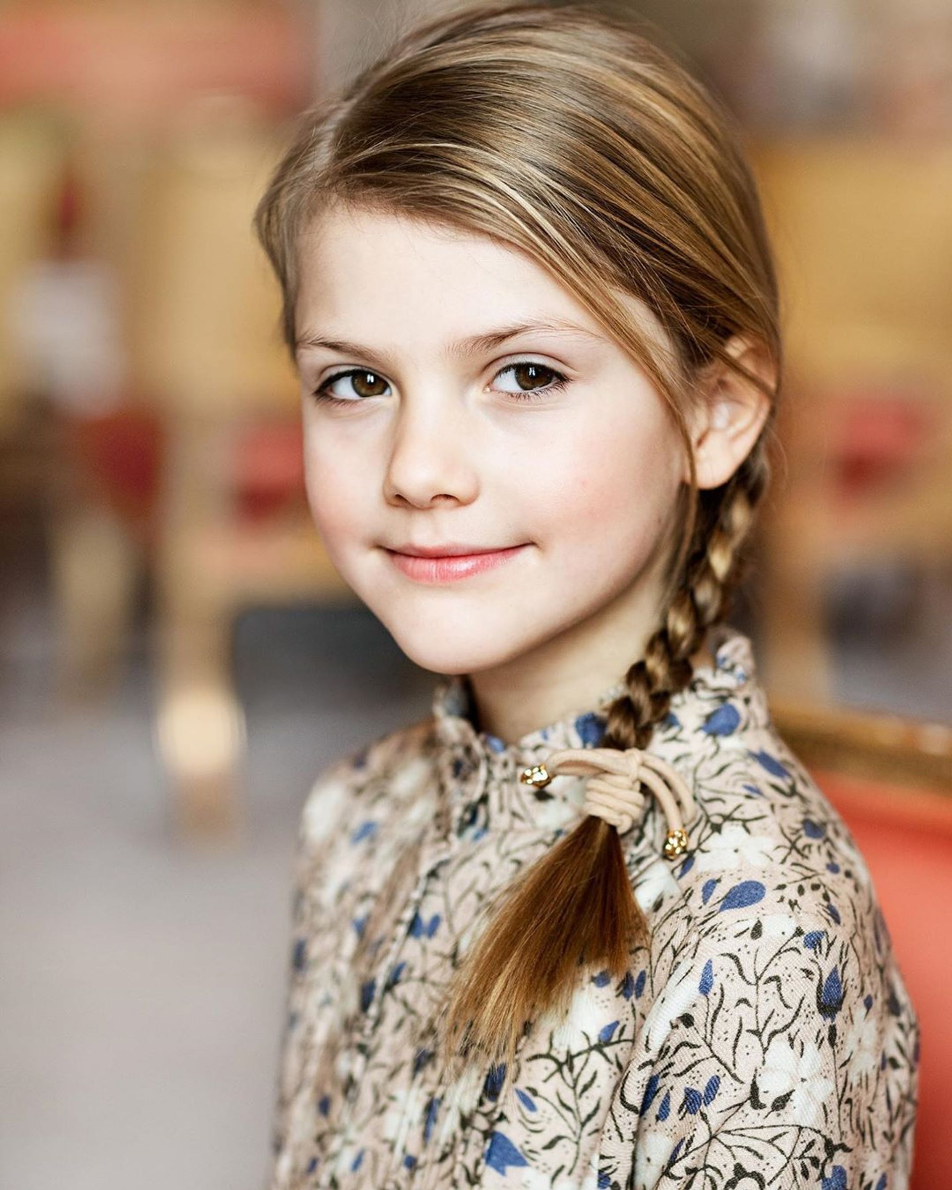 Ter ere van de achtste verjaardag van prinses Estelle plaatst het Zweedse hof bovenstaande foto op