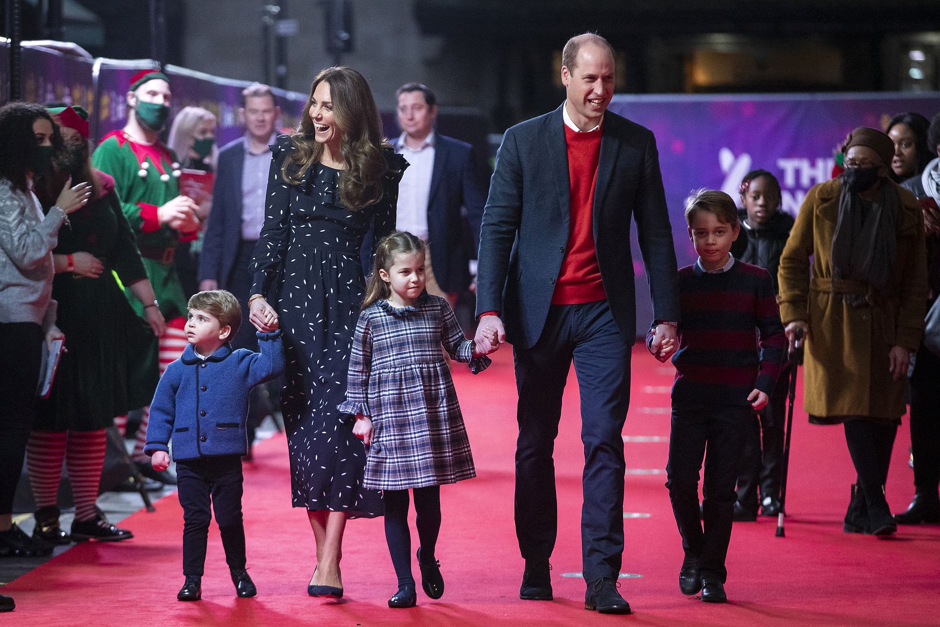 December 2020: v.l.n.r. prins Louis, hertogin Catherine, prinses Charlotte, prins William en prins