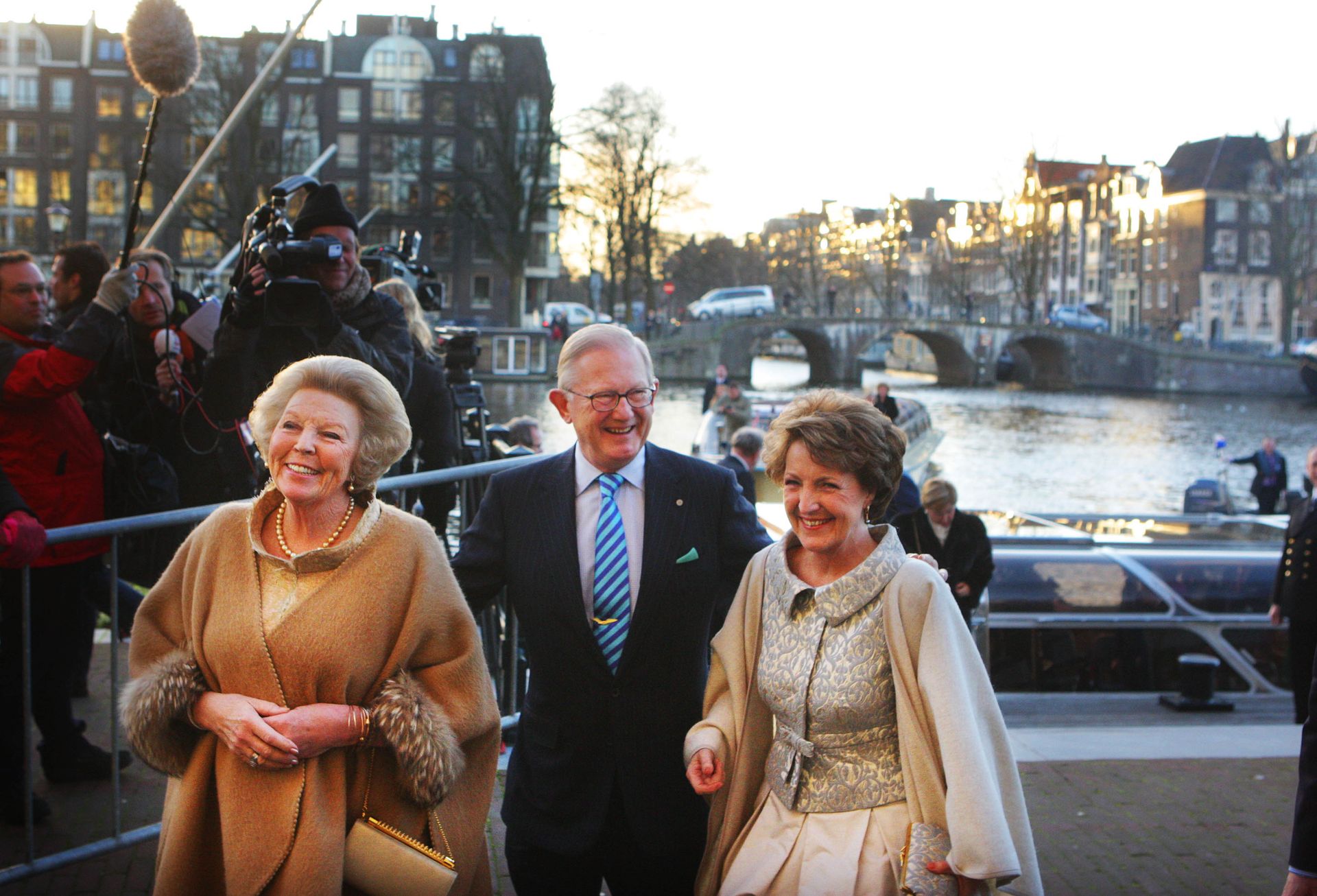2008: samen met koningin Beatrix arriveren Pieter en Margriet bij Theater Carré. Beatrix en Margriet