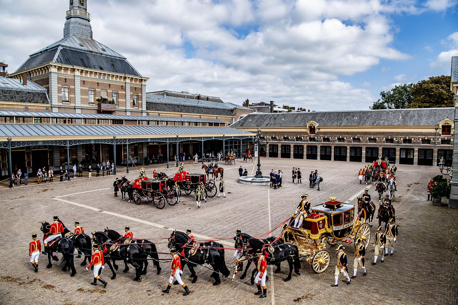 De Streamers gaan optreden in de Koninklijke Stallen in Den Haag.