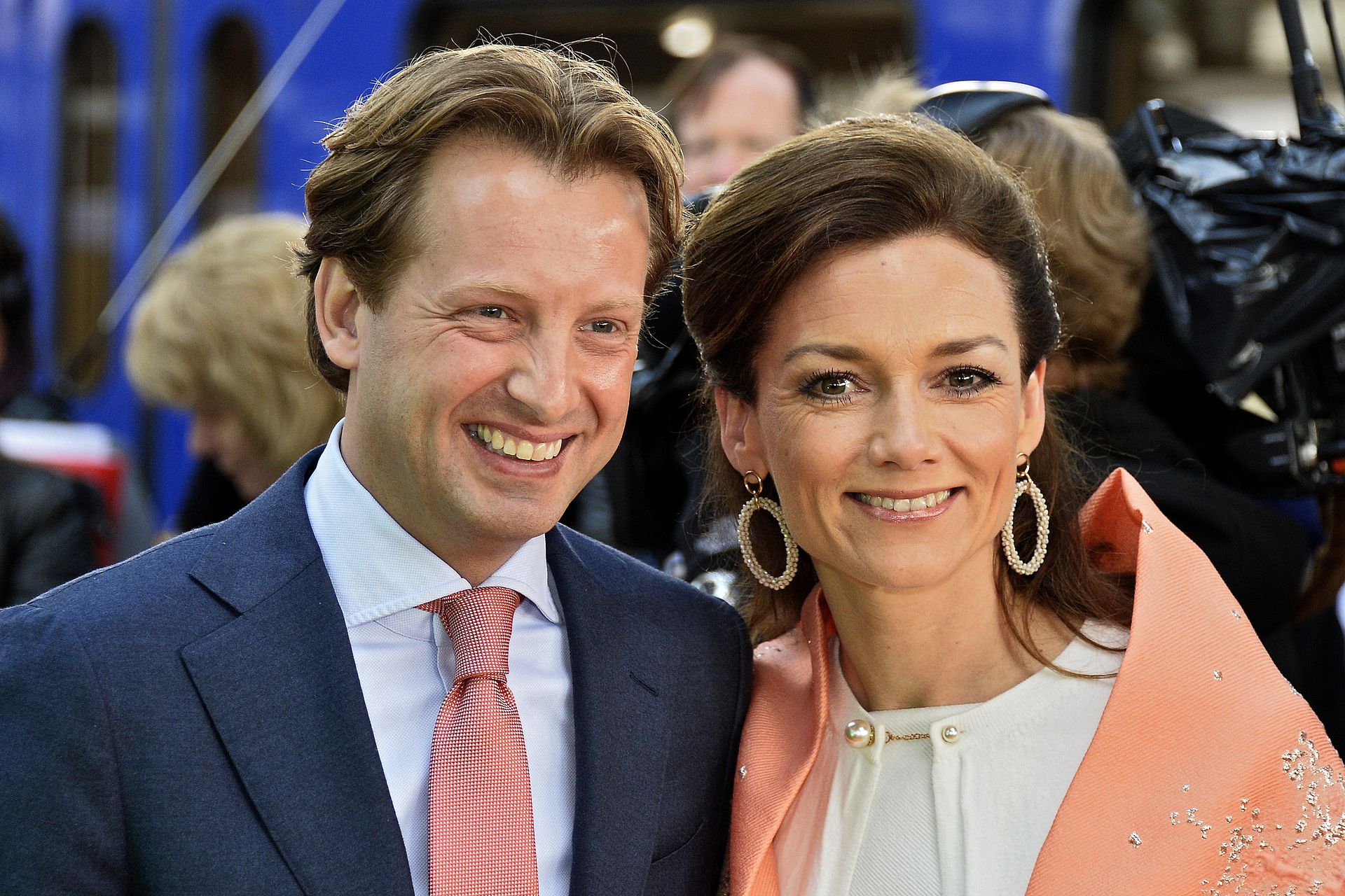 Prins Floris en prinses Aimée tijdens Koningsdag 2017 in Tilburg.