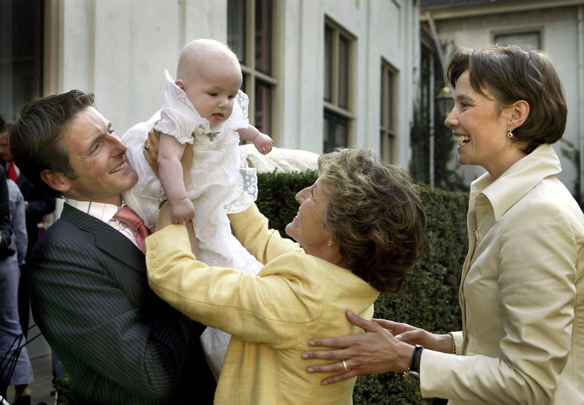 Na de geboorte van dochter Anna (15 april 2001) volgt zoon Lucas (26 oktober 2002). Op 21 april 2003