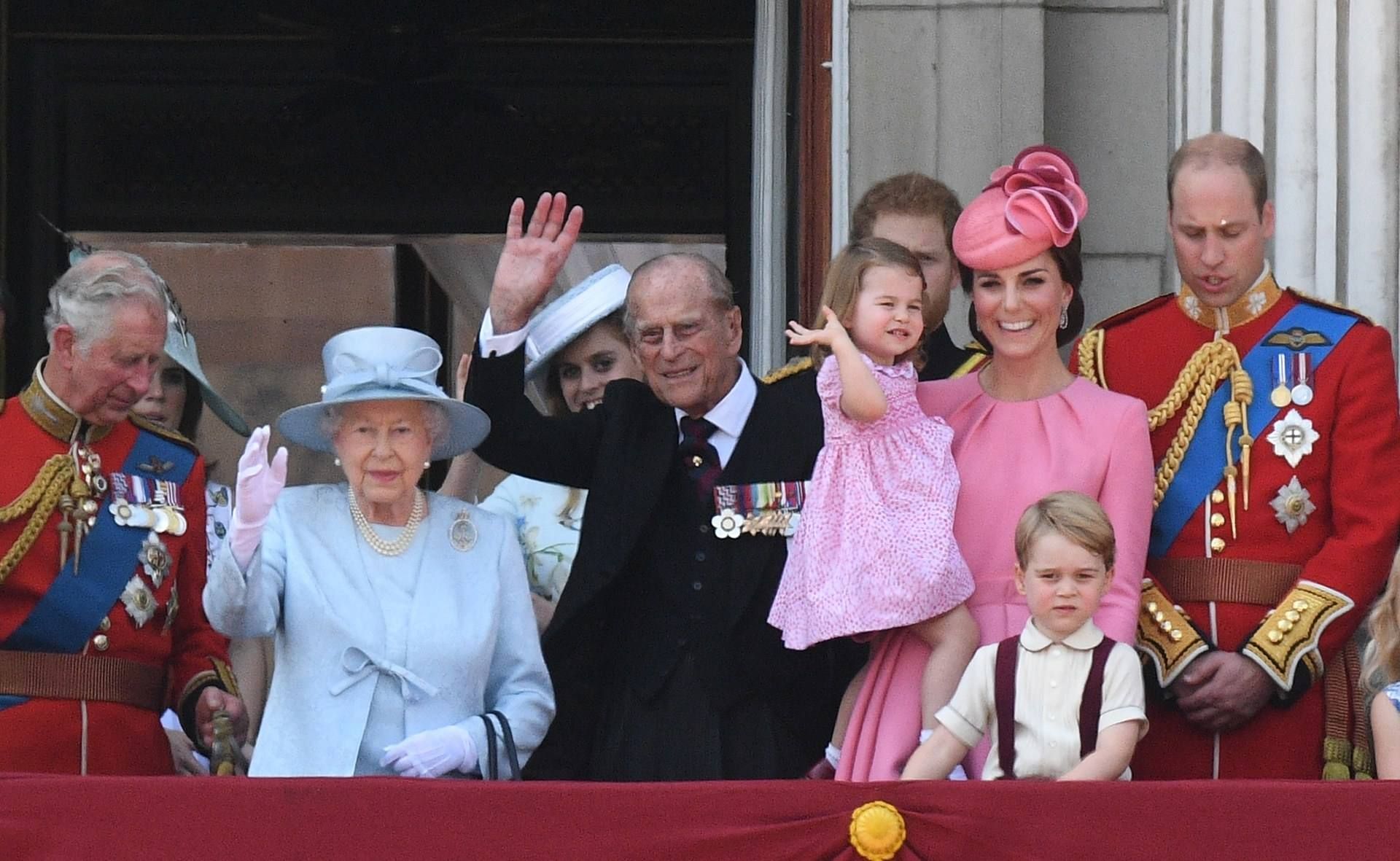 Queen-Charlotte-George-Kate-trooping.jpg