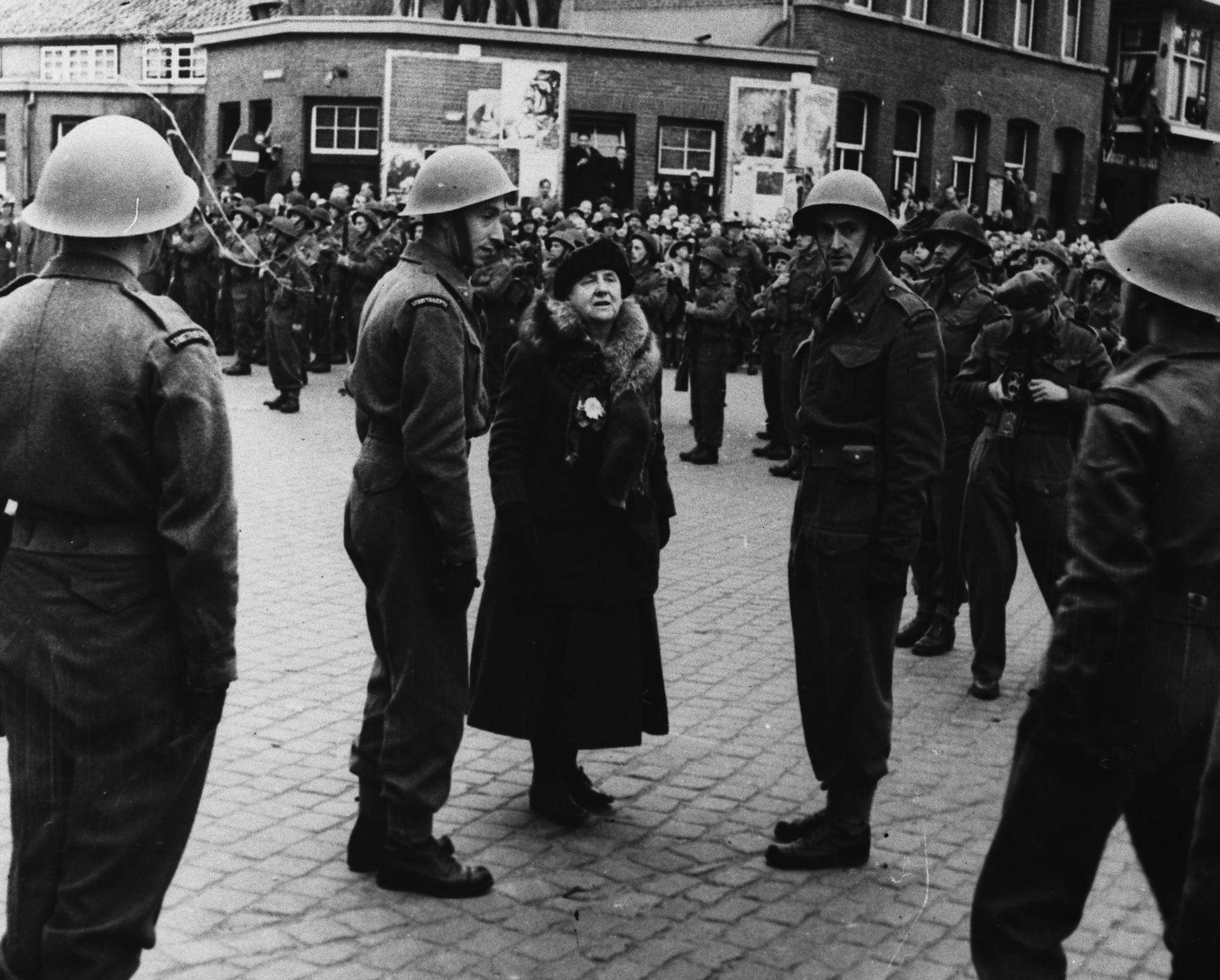 wilhelmina-eindhoven-1945.jpg