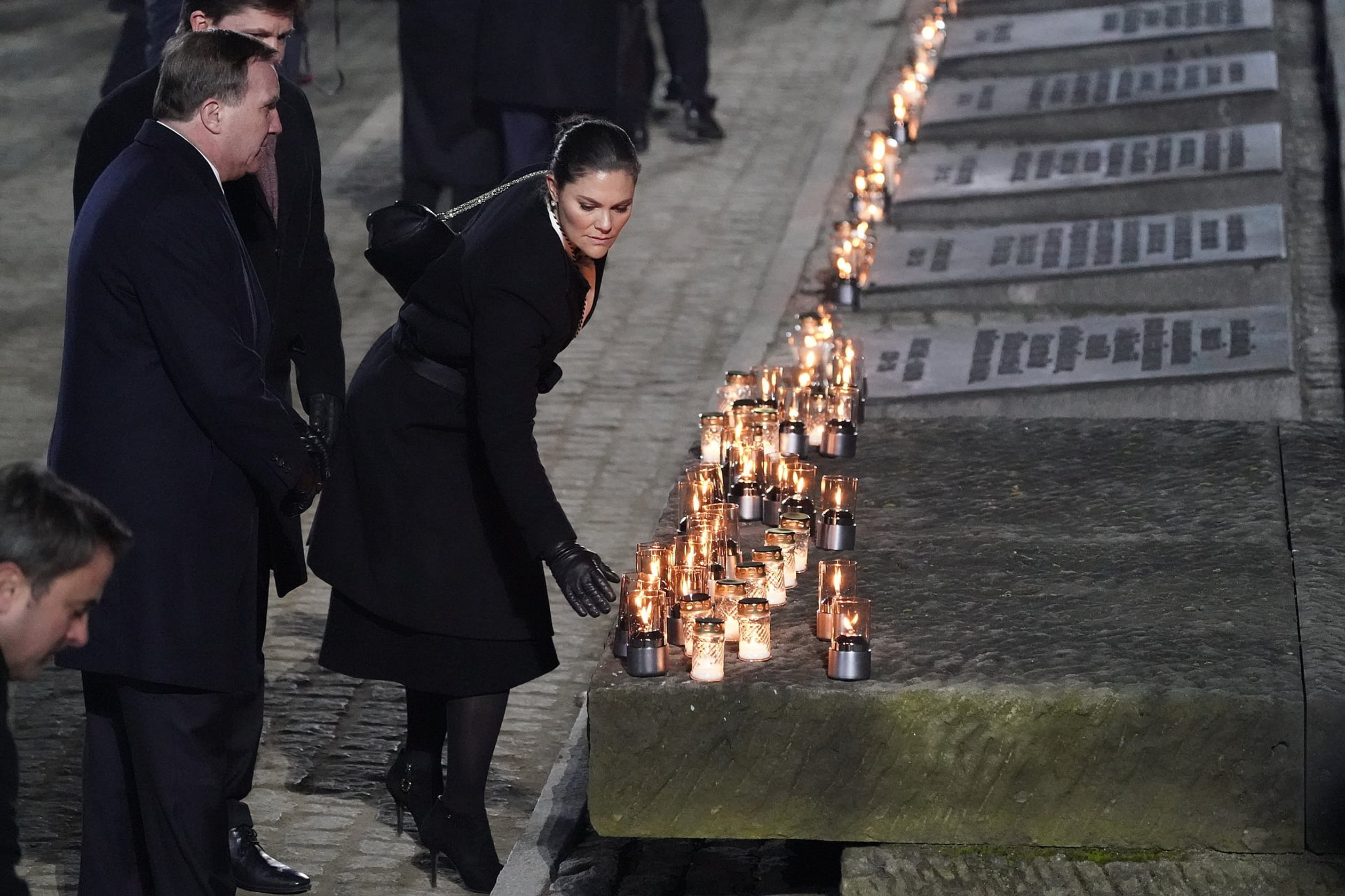 Kroonprinses_Victoria_herdenking_Auschwitz.jpg